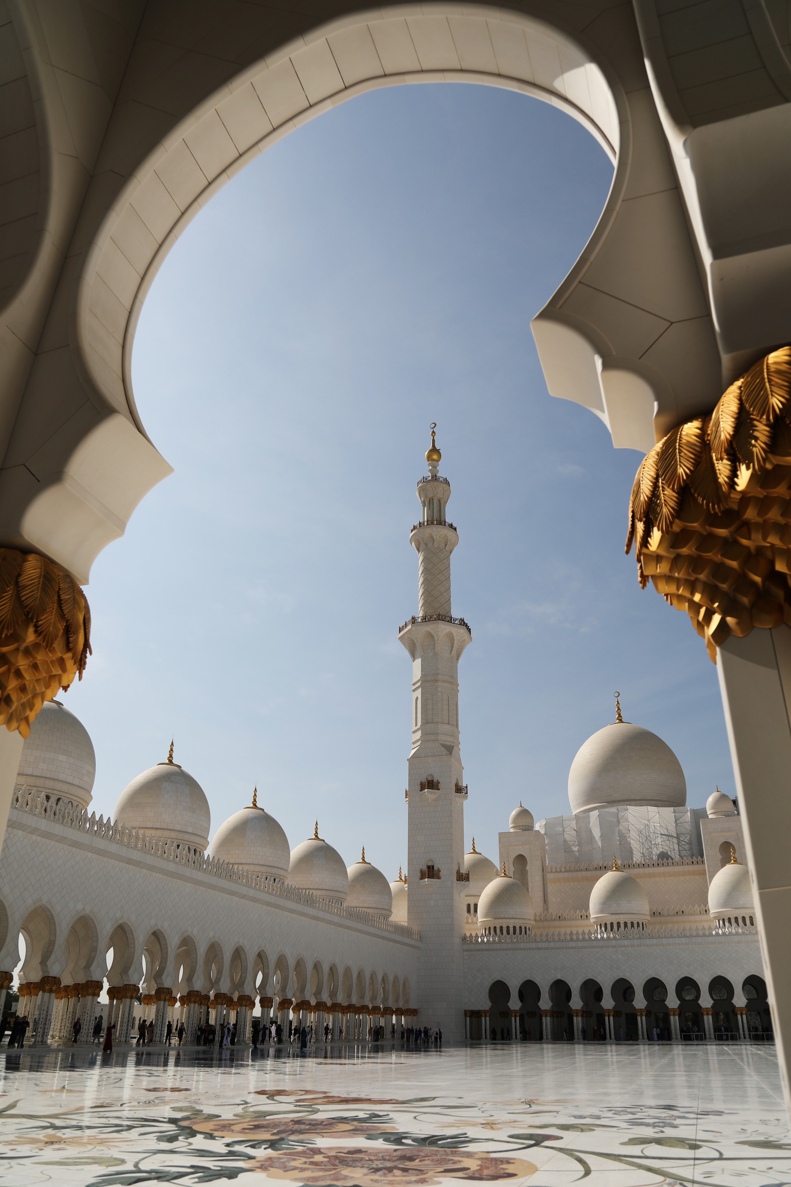 Абу Даби. Мечеть Шейха Зайда. Репортажный и портретный фотограф Русакова Жанна