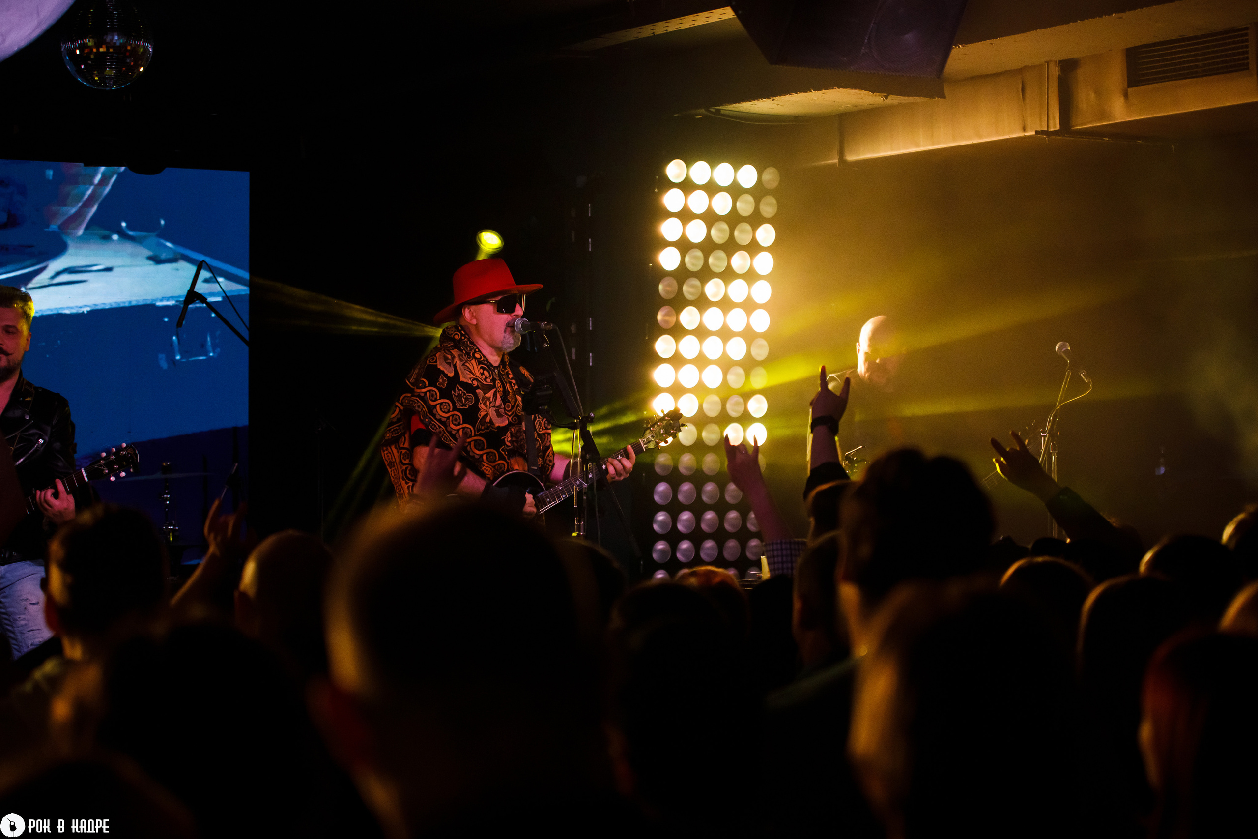 Крематорий /06.05.2023/ Мумий Тролль music bar. Репортажный и портретный фотограф Русакова Жанна