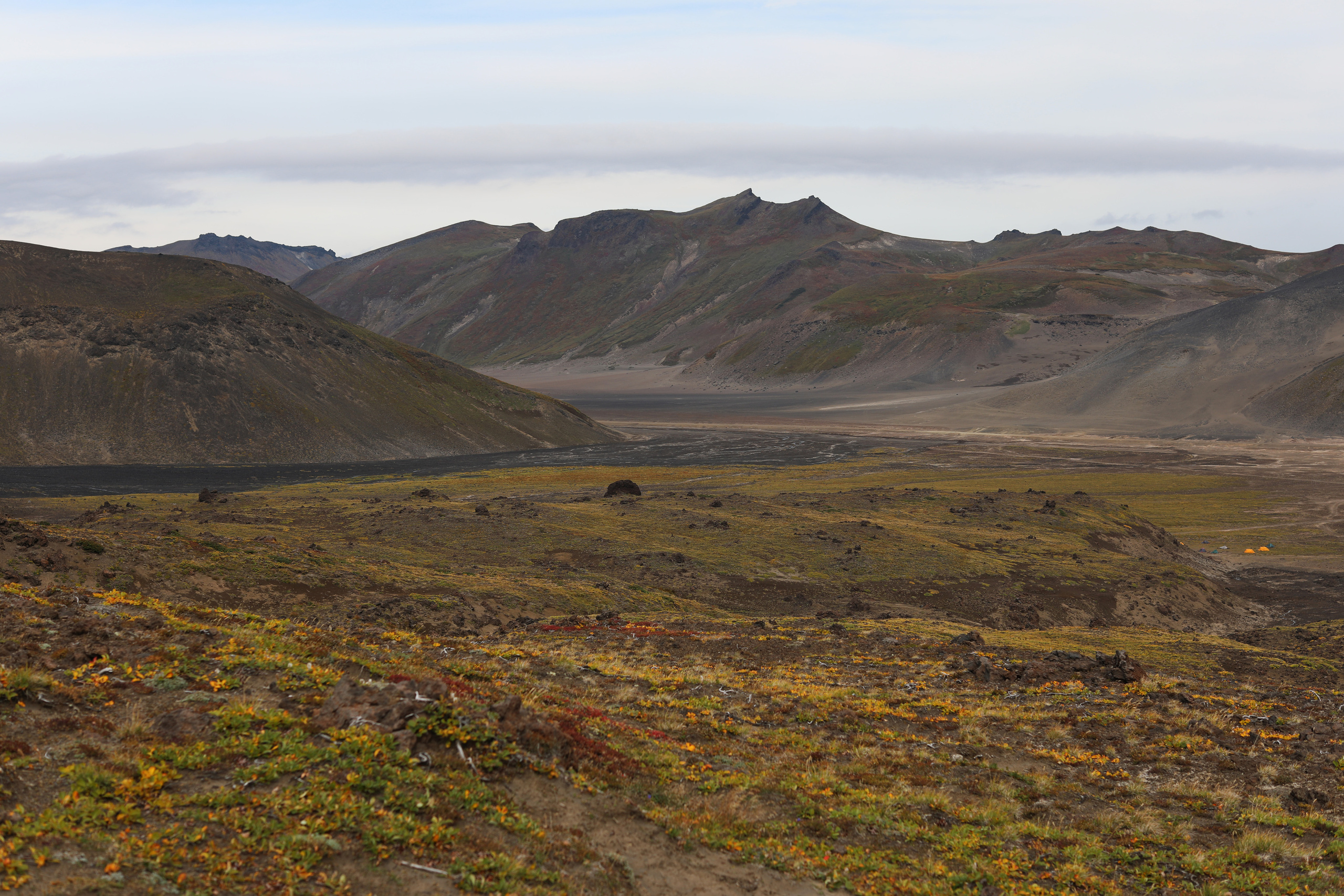 Камчатка. Вулкан Горелый. Пещера у Горелого Вулкана. Репортажный и портретный фотограф Русакова Жанна