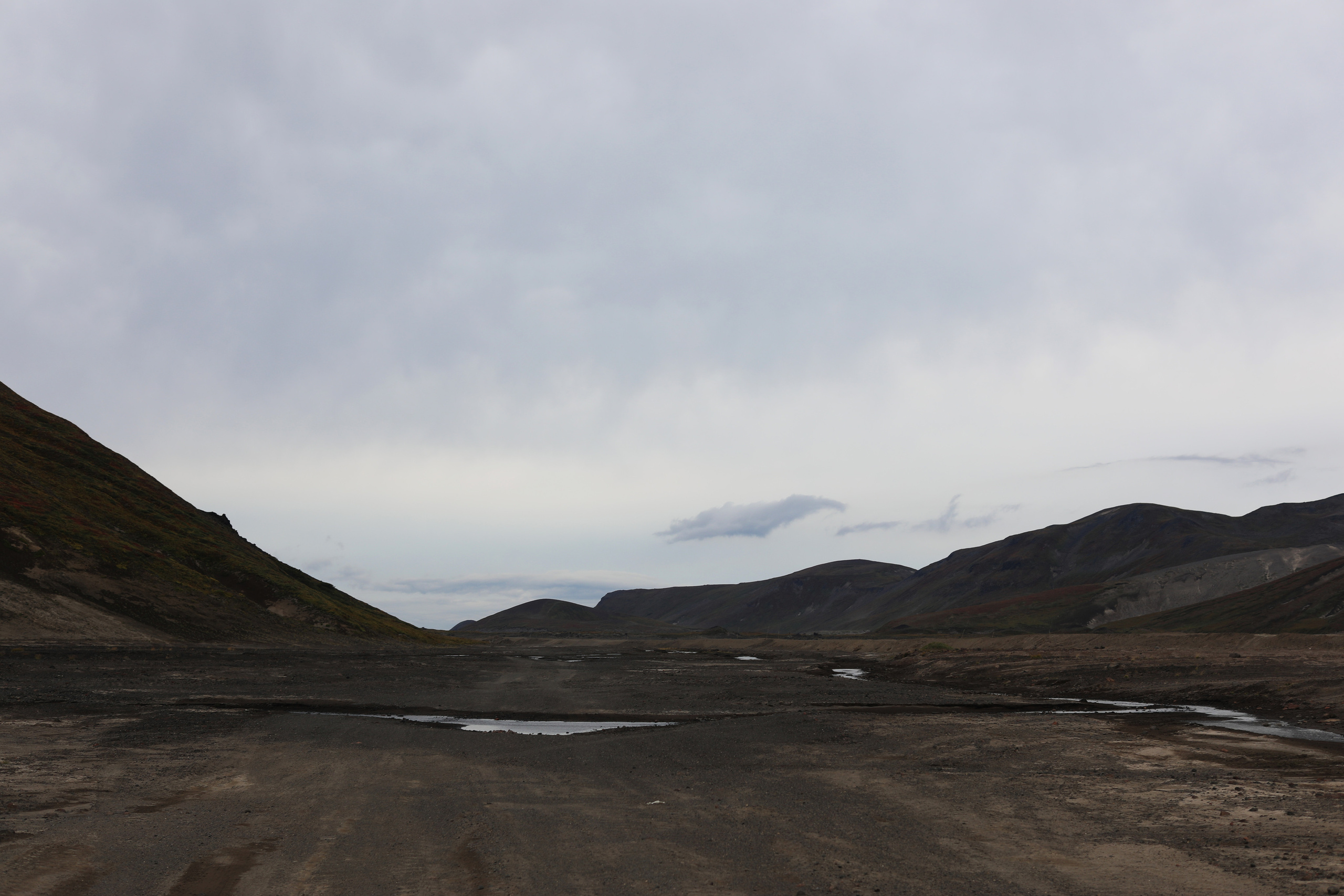 Камчатка. Вулкан Горелый. Пещера у Горелого Вулкана. Репортажный и портретный фотограф Русакова Жанна