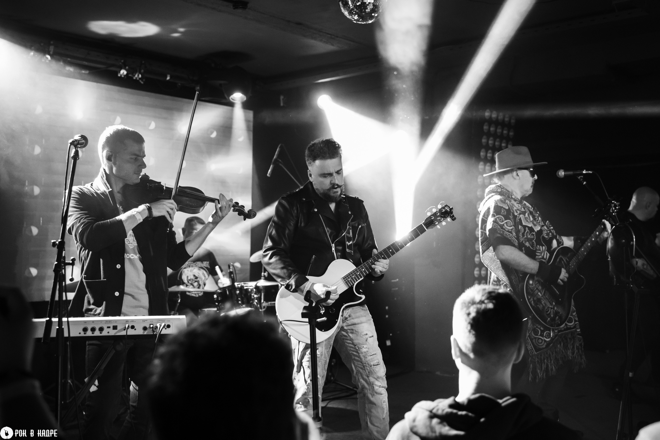 Крематорий /06.05.2023/ Мумий Тролль music bar. Репортажный и портретный фотограф Русакова Жанна