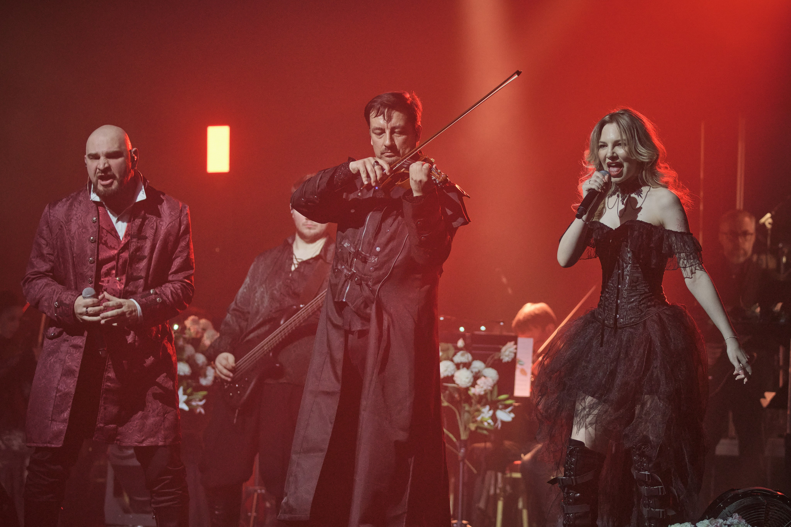 Saphath с симф.оркестром. Фотограф. г. Южно-Сахалинск. Олег Толстов