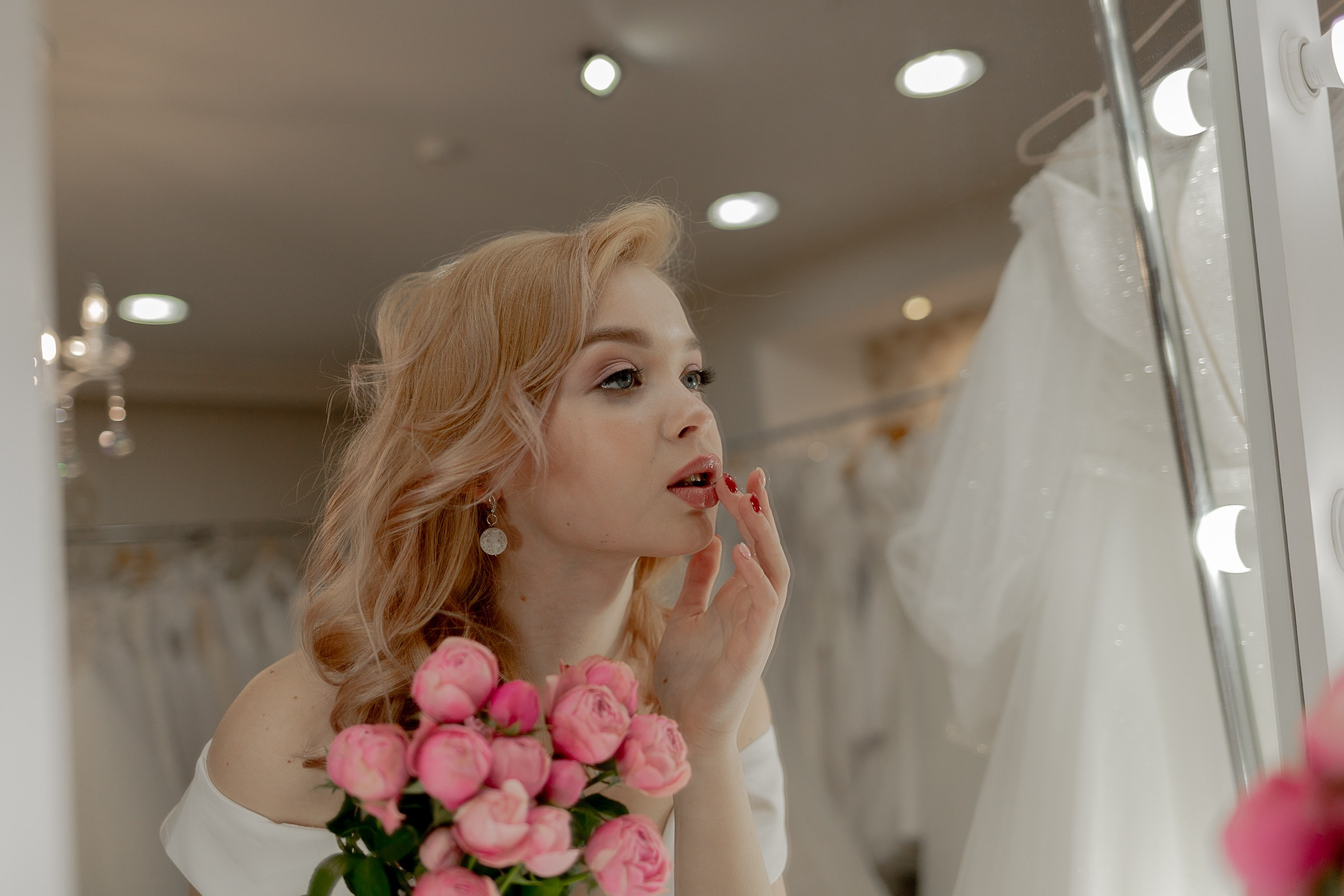 Съемка свадебных платьев. Свадебный салон: «Мечта Невесты». Свадебный фотограф в Вологде и Санкт-Петербурге Виктория Смолина