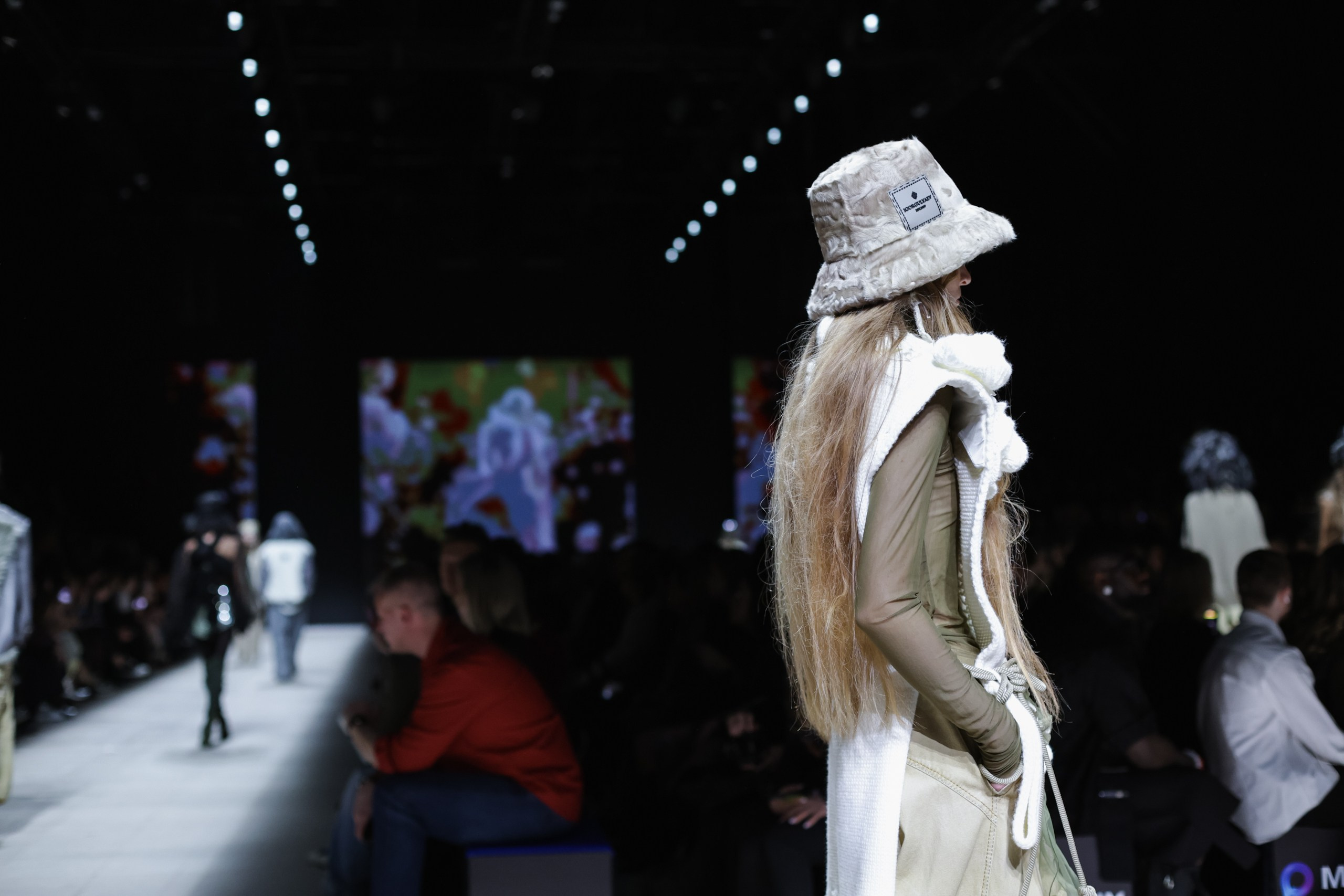 Показ IGOR GULYAEV — Moscow Fashion Week 19/03. Jane Kudryavtseva | MODEL PHOTO, PORTRAIT & EVENTS