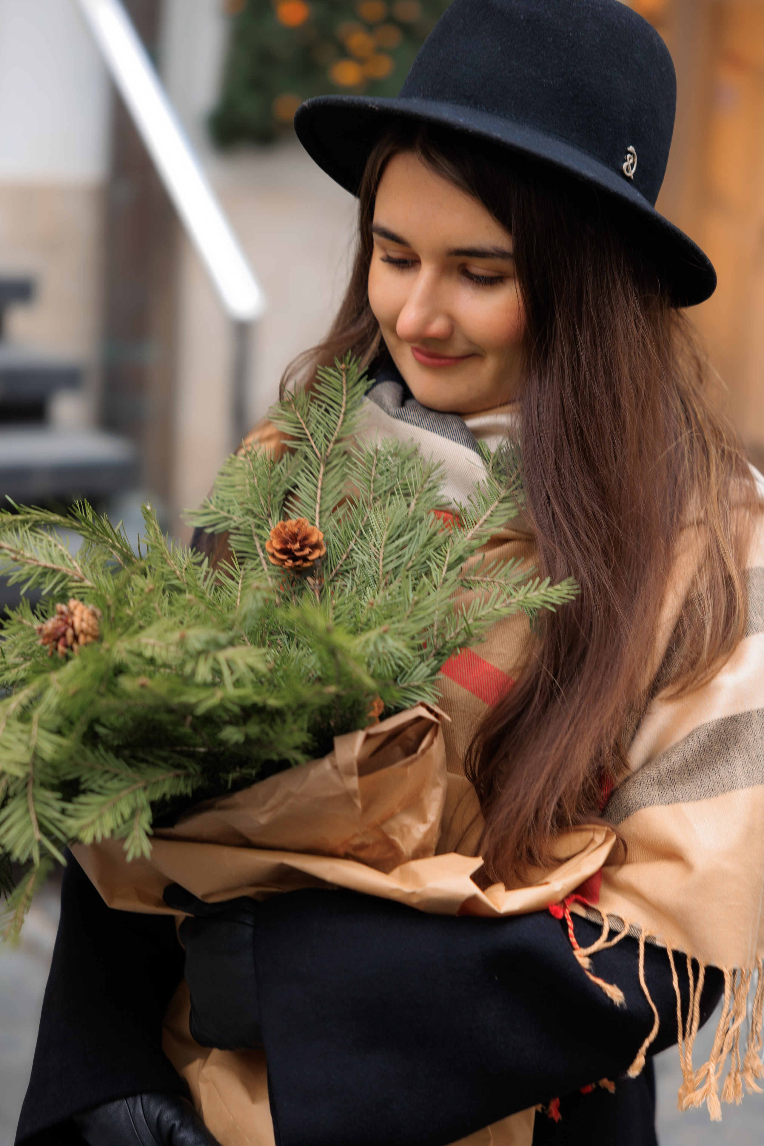 ДАША. Я фотограф из Москвы к Вашим услугам