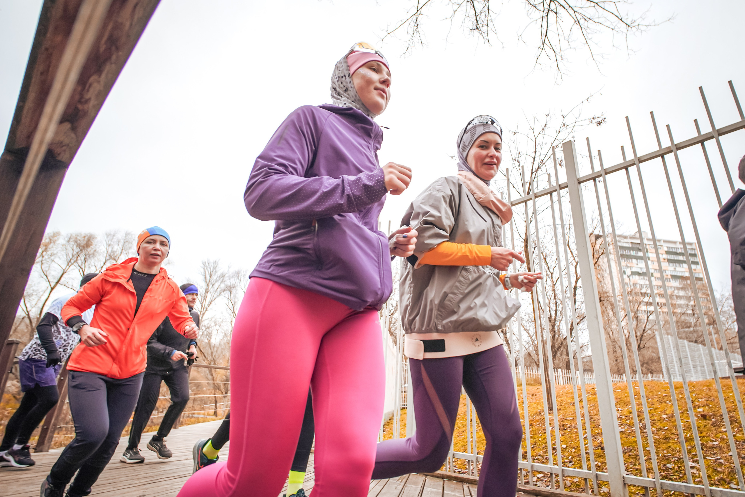 #марафонудома #яuzarun 2024 2-я петля, группа 6:30. Роман Капилюшов. Бег. Фото. Видео. г. Люберцы