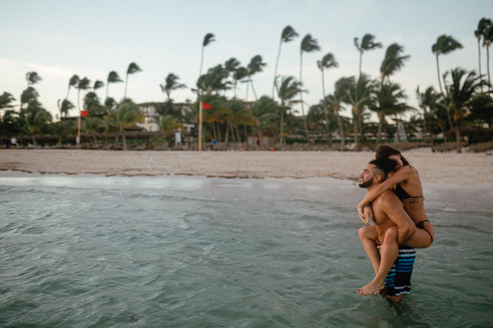 2021 Доминикана. Рома, Лера и океан. Свадебный фотограф Абрамова Ксения