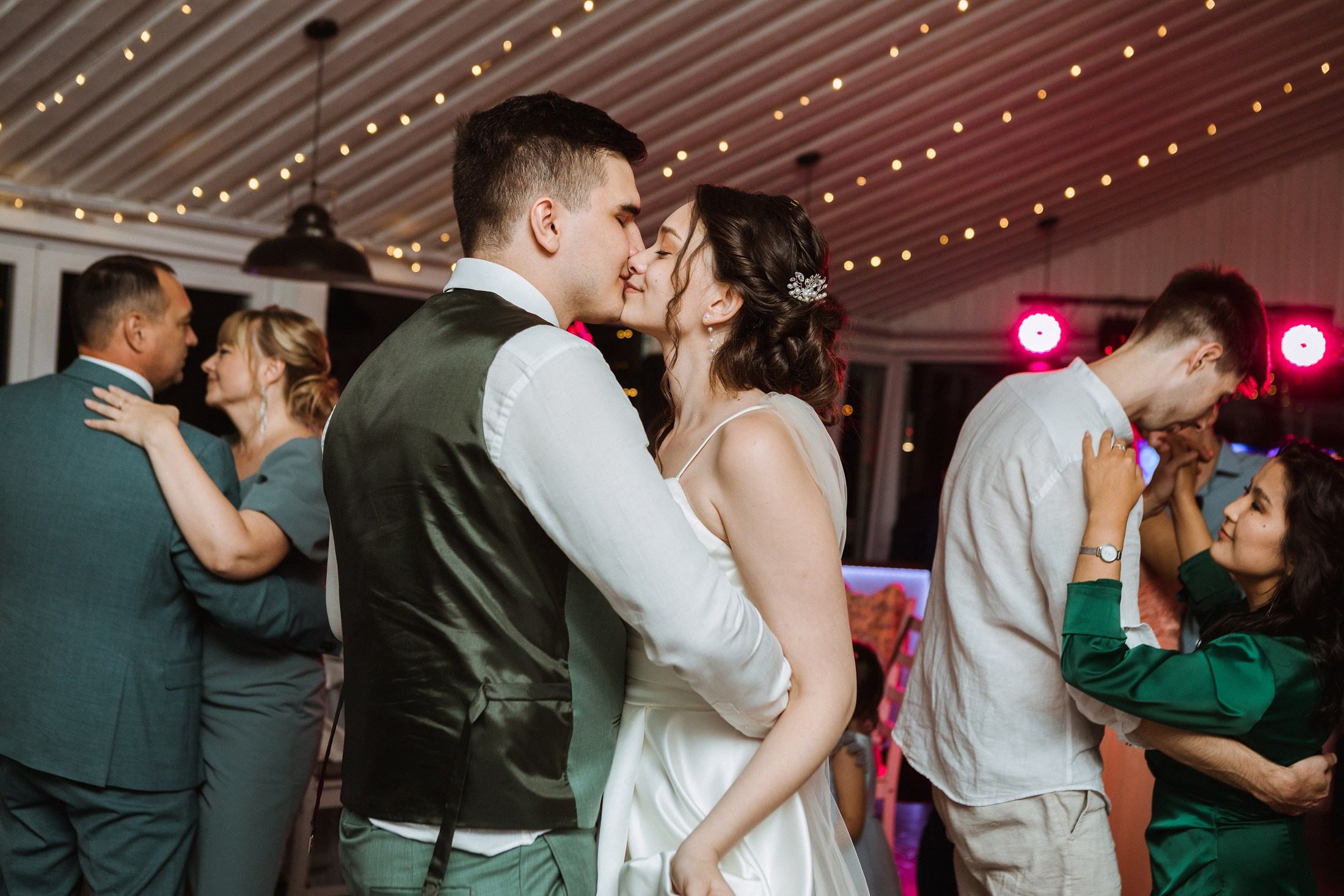 Николай и Анна. Фотографы в городе Волгограде — Людмила Агеева и Алексей Околелов