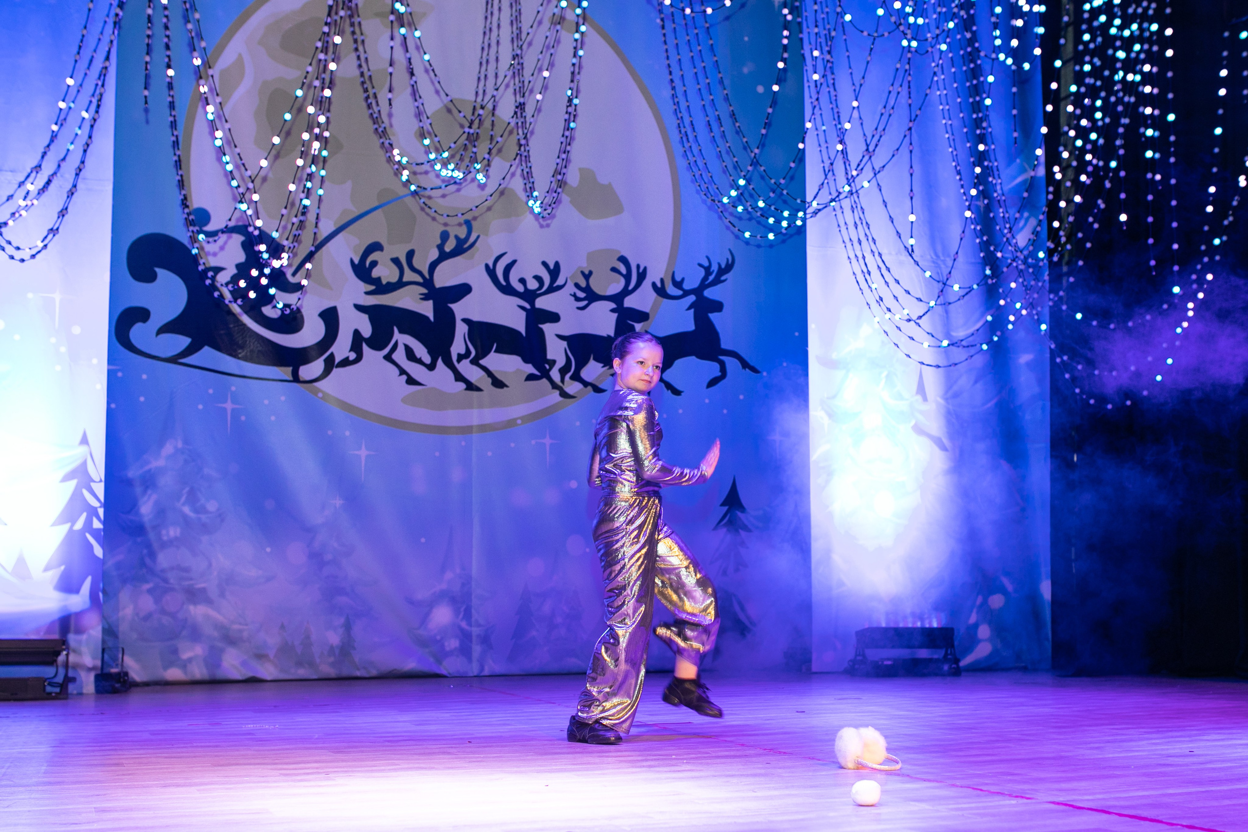 Танцы на районе.Новогодний отчет. Фотограф в Новосибирске Ася Зверева