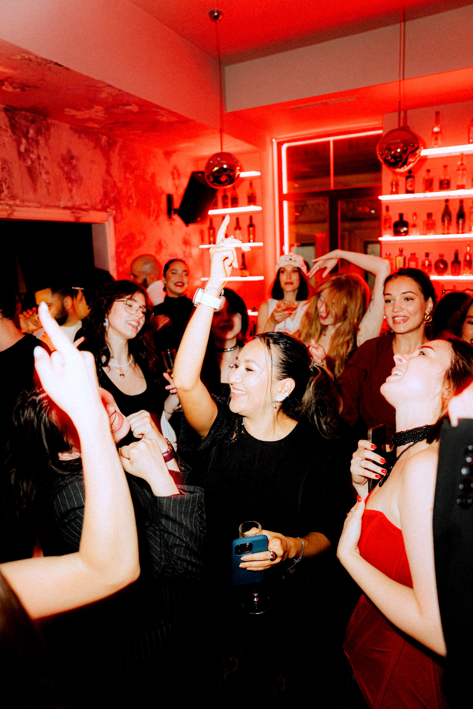 Red Birthday Party in Sol x Magneto. Костя Жуков — фотограф в Москве