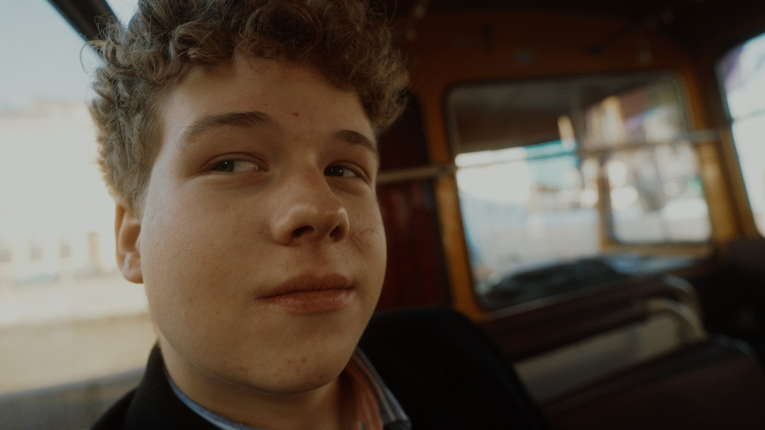 ЛИСЬИ ОГНИ. Стрит-фотография, полная абсурда, идиотизма и красоты