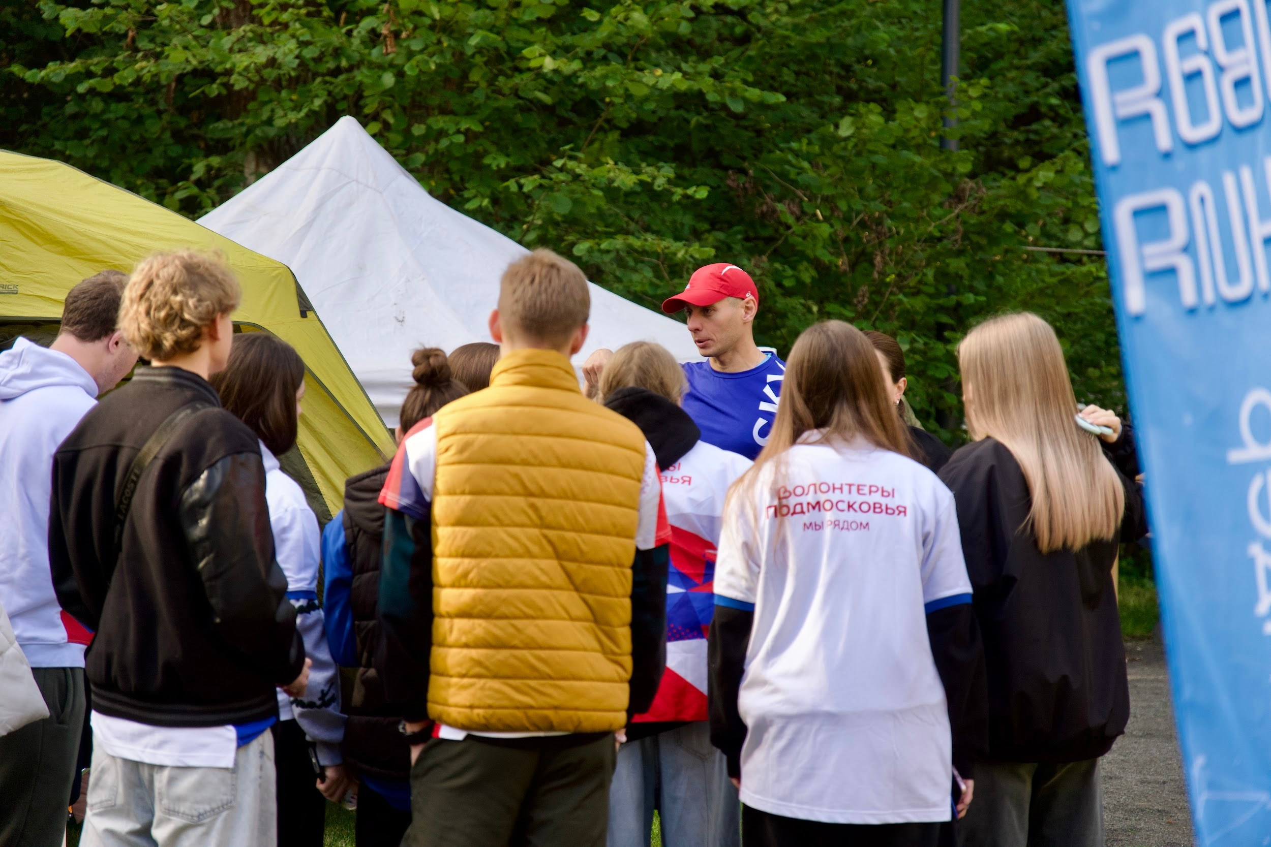 Забег в парке «Дубки». Кафе «БЕЛКА НАШЕПТАЛА». Ну оооочень концептуальное кафе