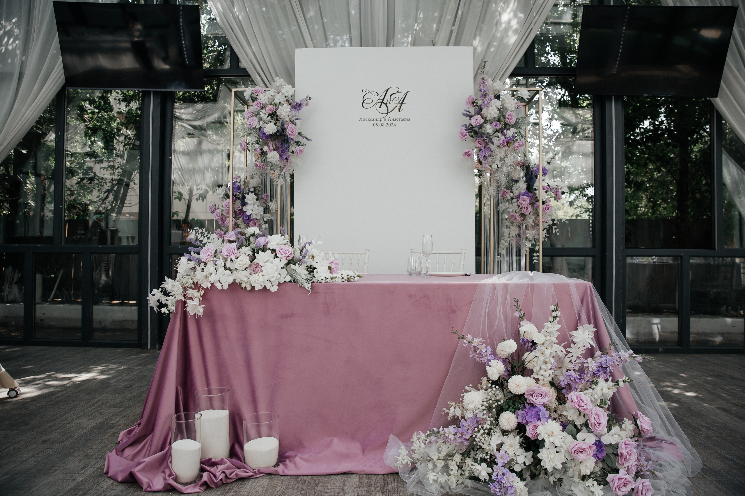 А&А — фотосессия на стадионе. Свадебный фотограф в Оренбурге Илья Володьков