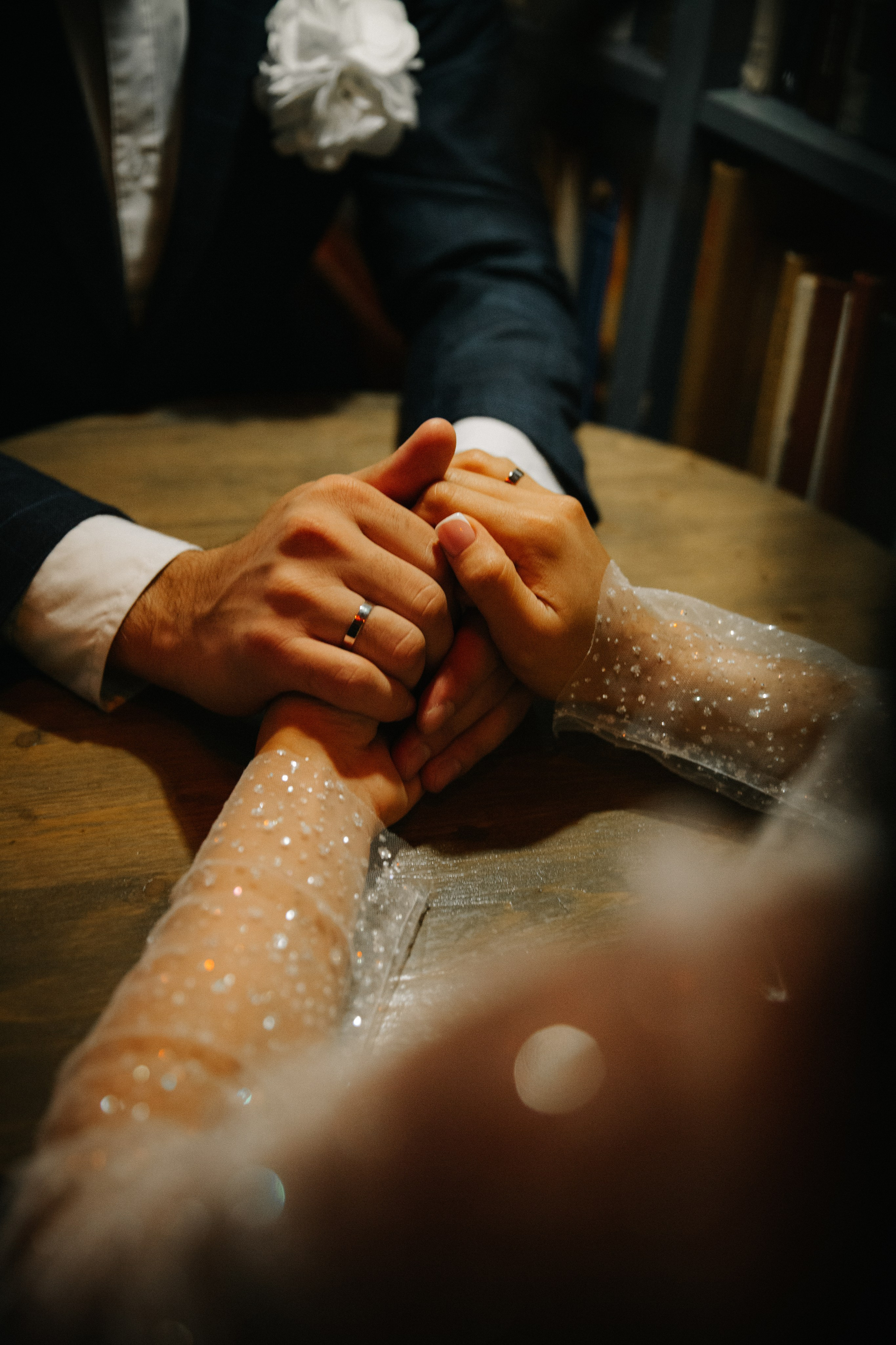 ВЫБОРГСКИЙ ЗАГС | июль, центр. Свадебный фотограф в Санкт-Петербурге Полина Корзухина