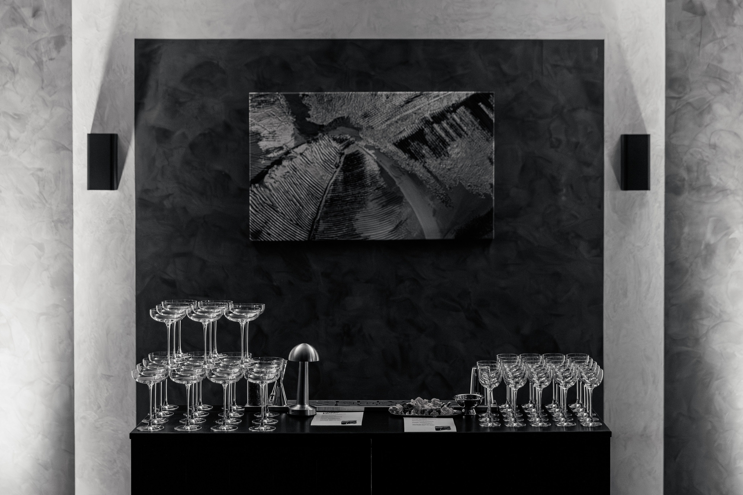 Creators. ILIAS BLACK — Фотограф свадеб и мероприятий в Минске и Беларуси