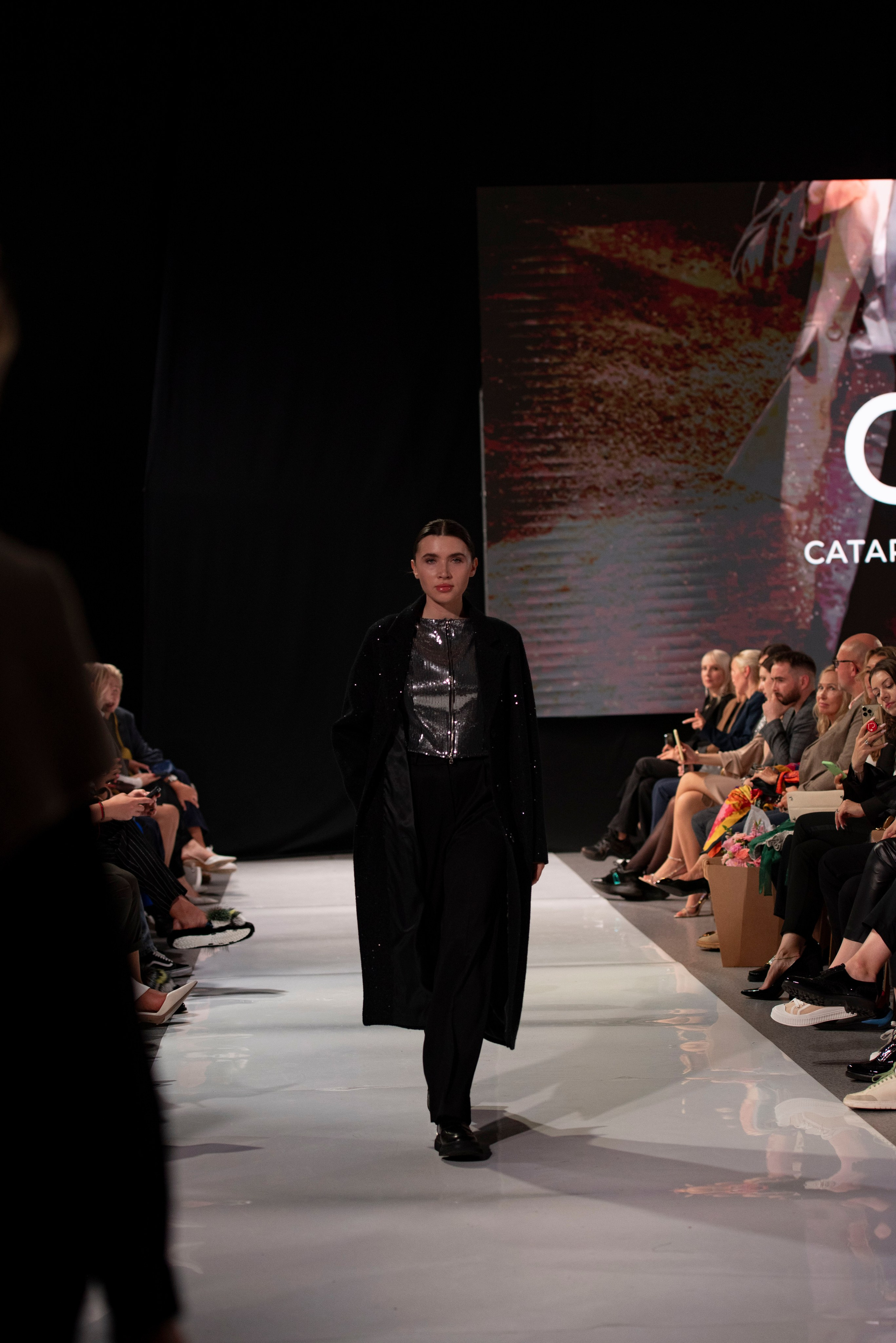 Фотограф на модельный показ. Свадебный, семейный, фэшн фотограф, школьный фотограф в Сочи