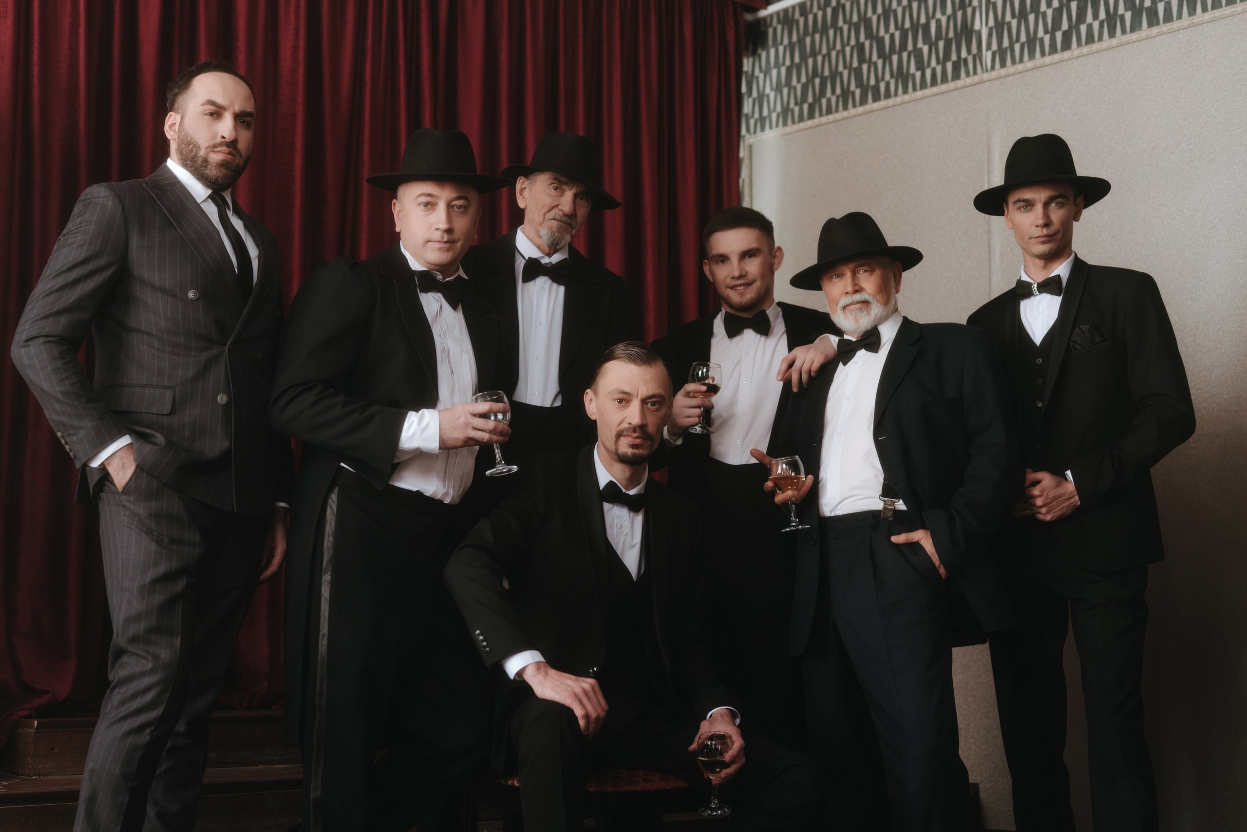 ЛИДЕРЫ РОССИ ЖУРНА УФА, ФОТОСЕССИЯ В СТИЛЕ ГЕТСБИ