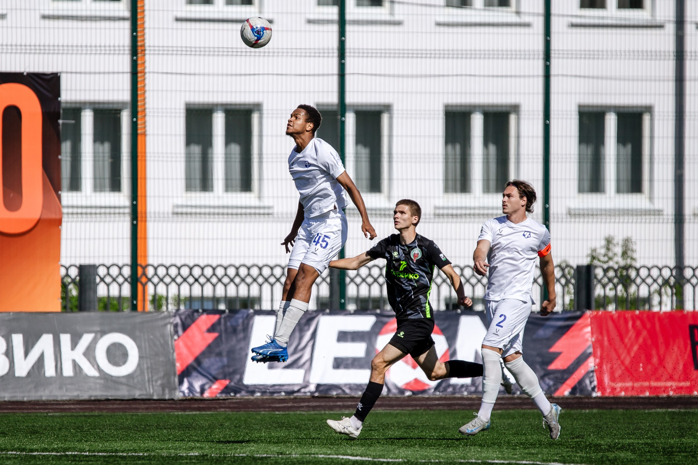 Первенство России по футболу LEON-Вторая лига Б | ФК Иркутск — Чертаново (Москва) | 24.08.25. Фотограф в Иркутске Евгения Айвазова