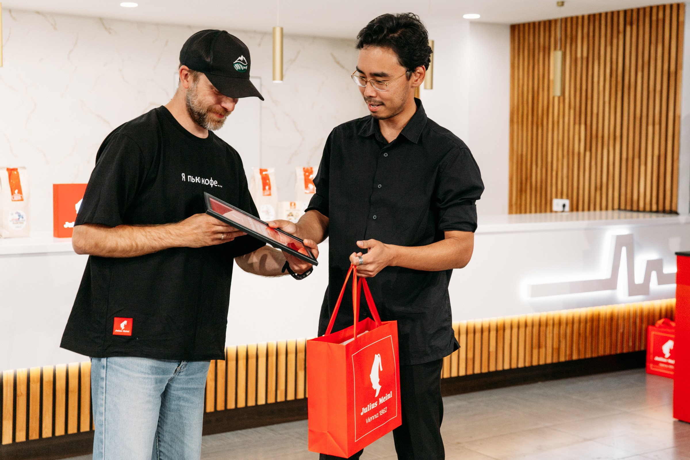 Чемпионат для бариста от Julius Meinl 2025. Фотограф в Иркутске Евгения Айвазова