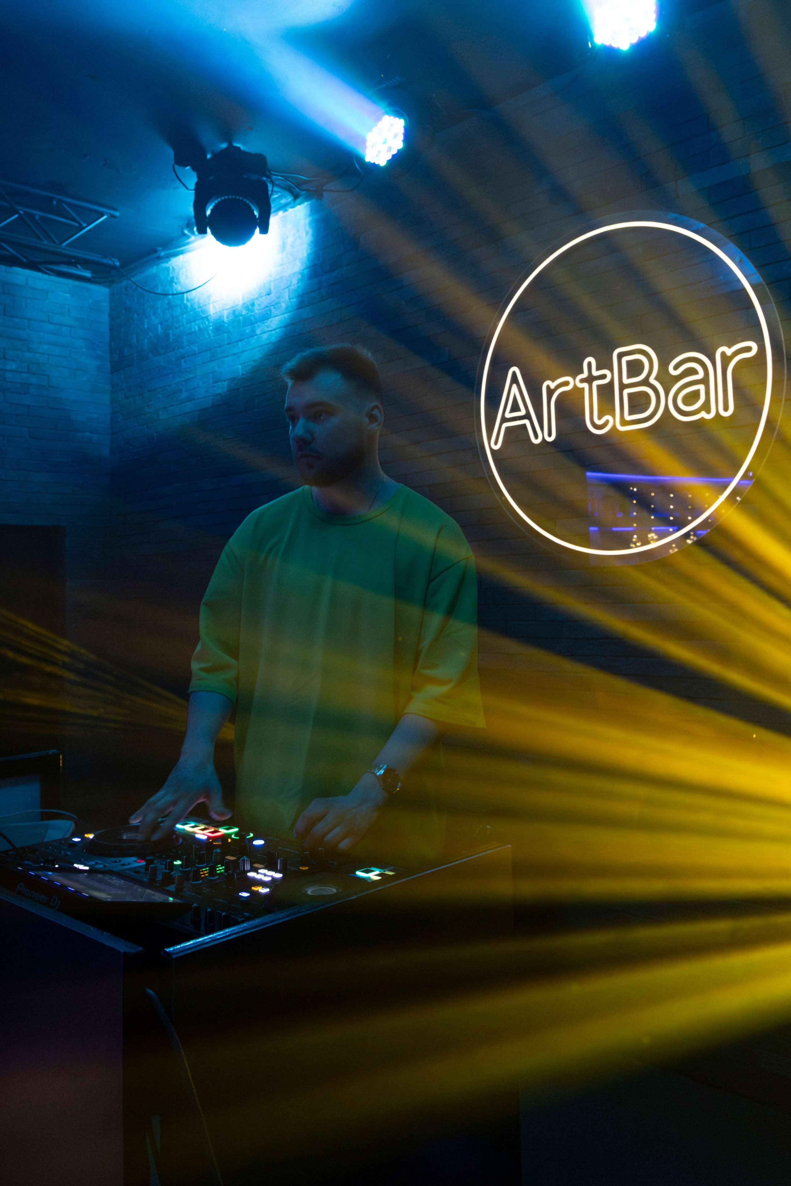 Art bar party. Content creator | Москва | Нарьян-Мар