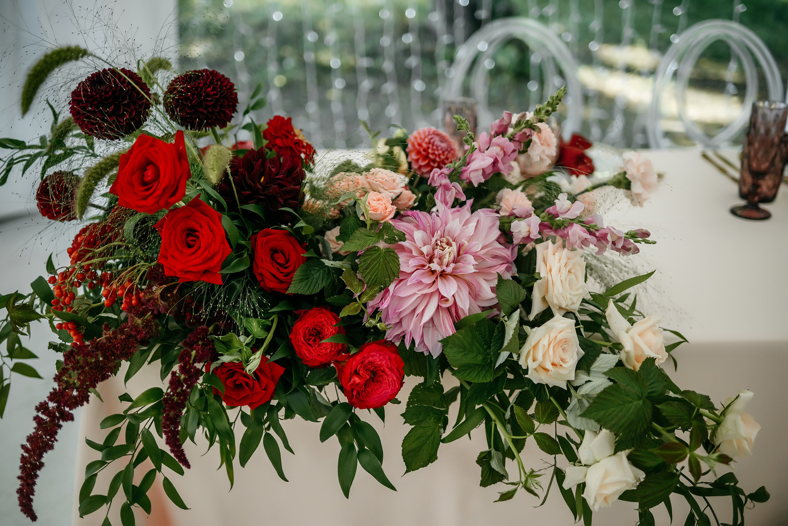 Свадьба в Лес event house. Kirillova Studio — мастерская декора и событий Юли Кирилловой