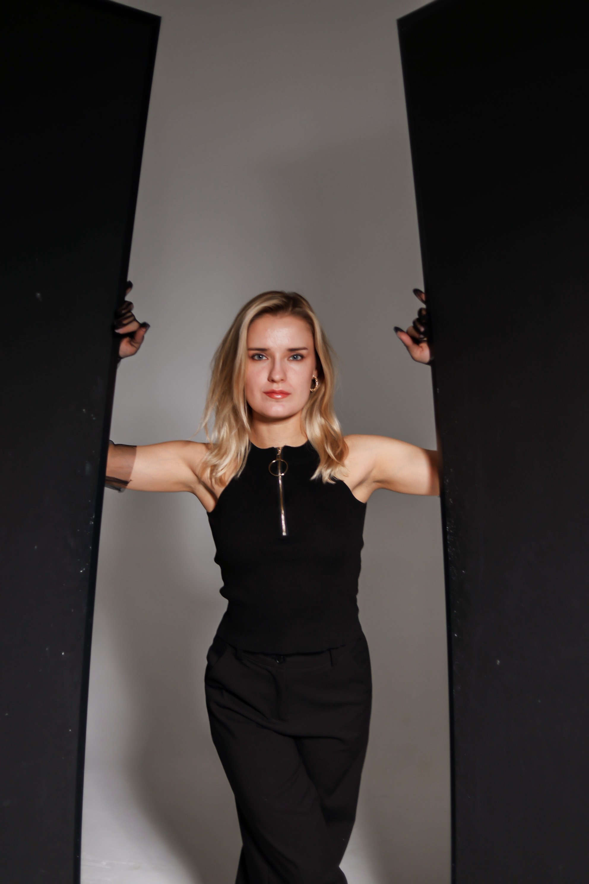 Фотосессия в студии Валерия. Женский фотограф в Орске Новотроицке Динара Долганова