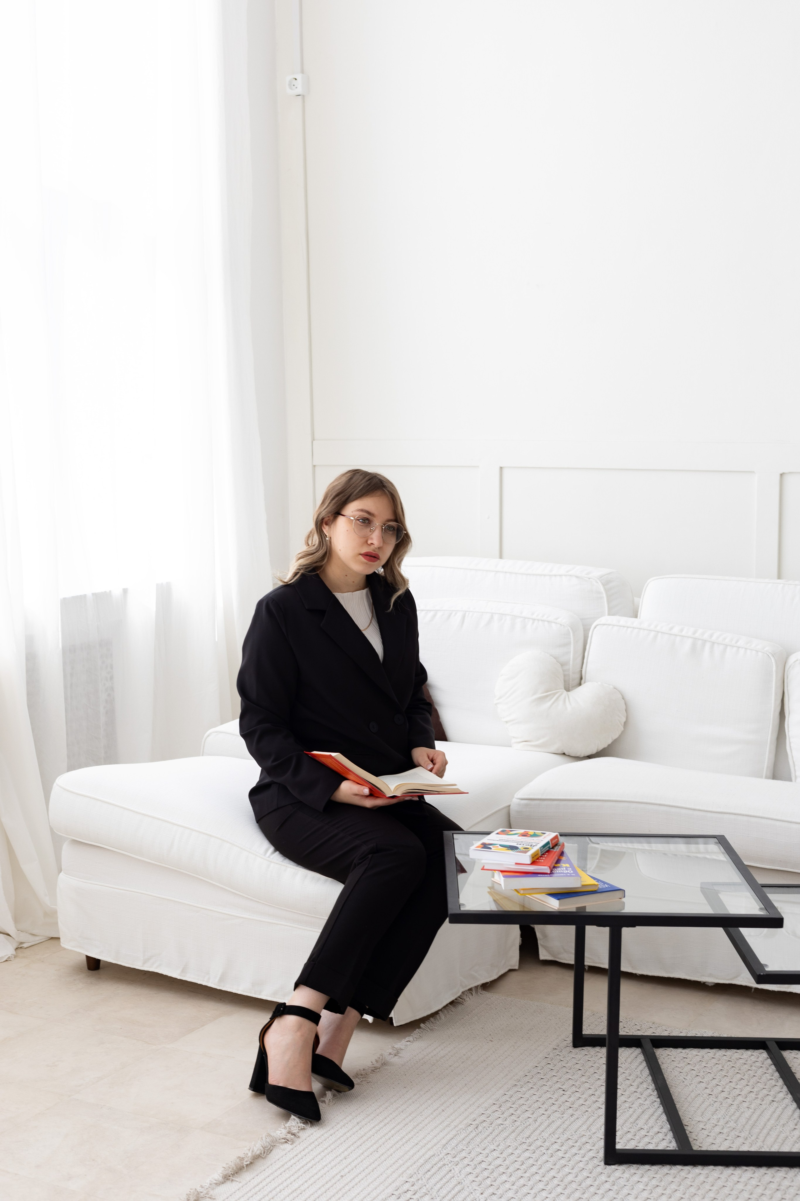 Семейная фотосессия в студии (Михаил, Крестина и Макар). Женский фотограф в Орске Новотроицке Динара Долганова