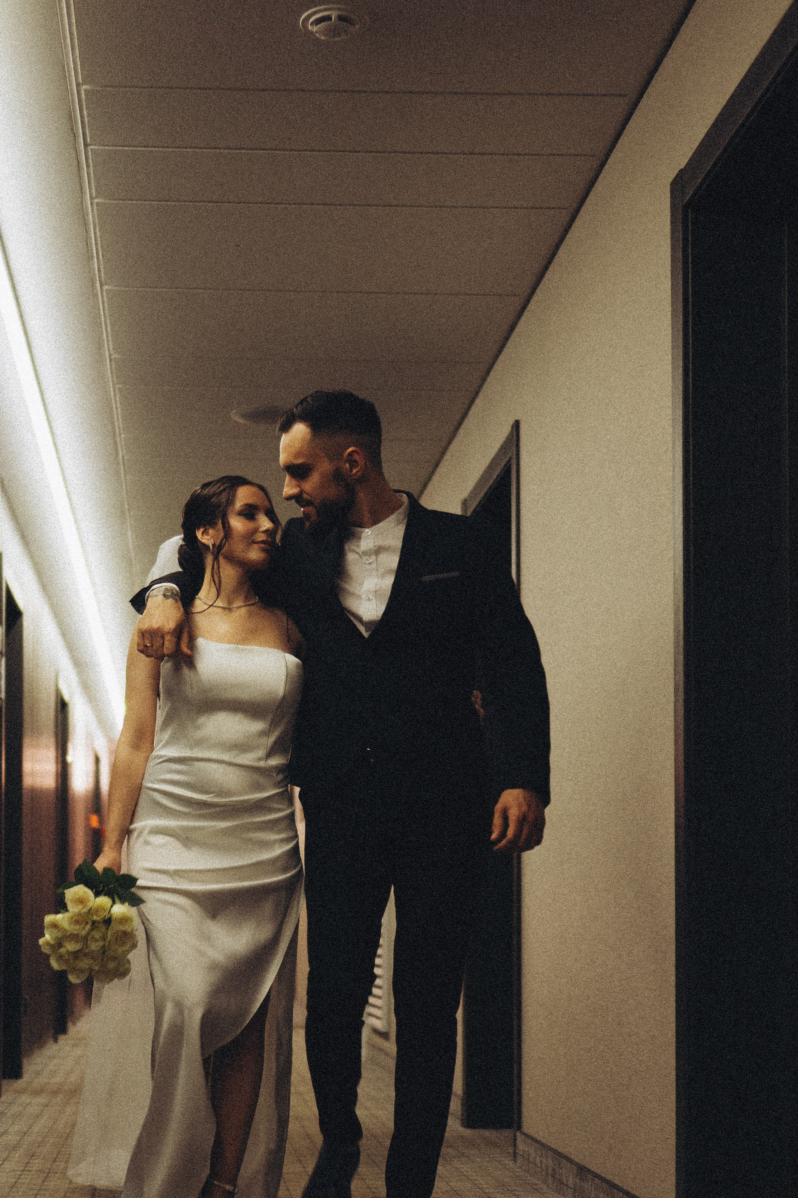 СВАДЕБНАЯ СЬЕМКА СБОРОВ ЖЕНИХА И НЕВЕСТЫ В ОТЕЛЕ И ТАКЖЕ ФОТОСЕССИИЯ В ОТЕЛЕЕ МЕГАПОЛИС БРЯНСК. Профессиональный фотограф, Санкт-Петербург — Виктория Богомолова