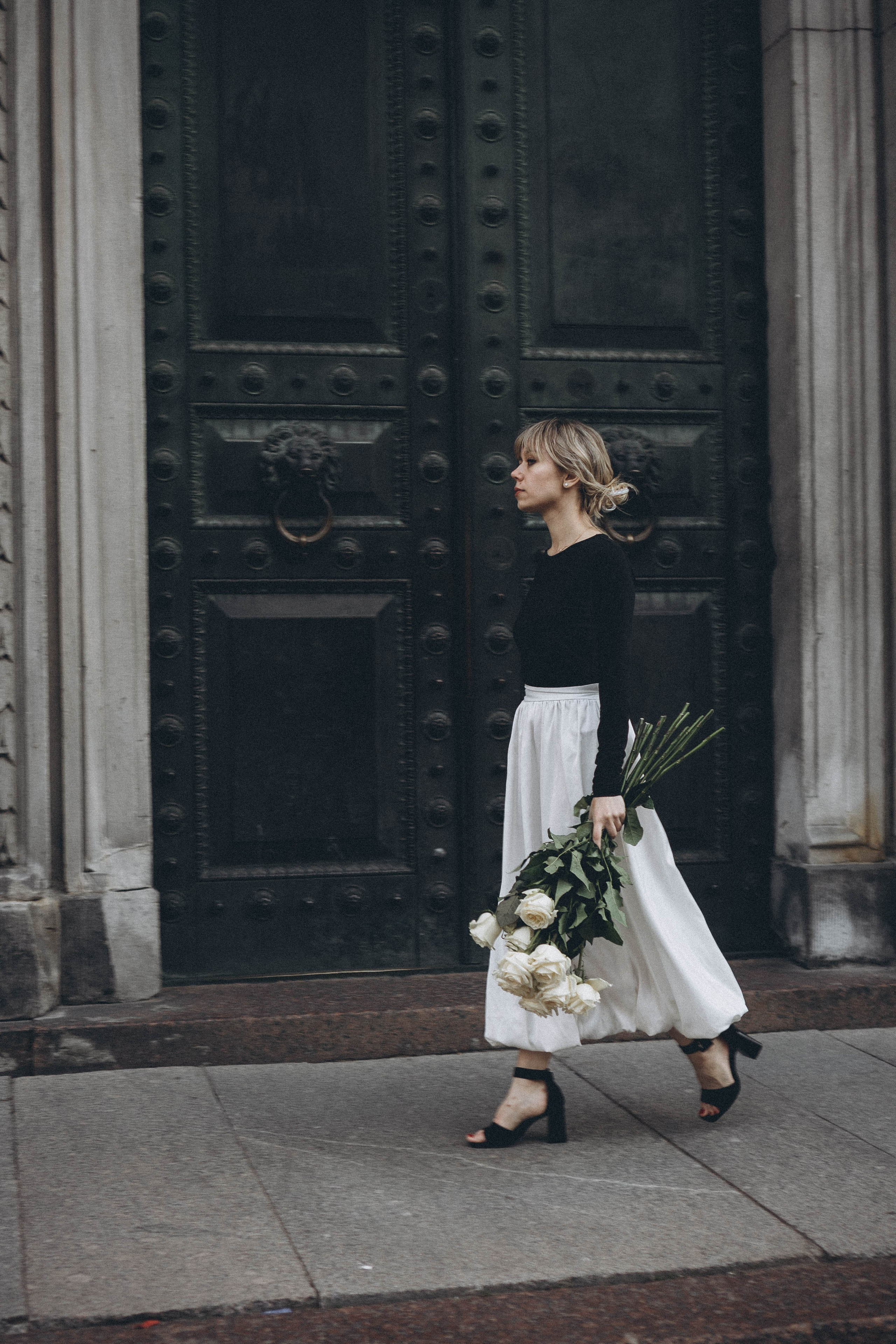 ПРОГУЛКА ПО ГОРОДУ В БЕЛЫЕ НОЧИ (другой вариант). Профессиональный фотограф, Санкт-Петербург — Виктория Богомолова
