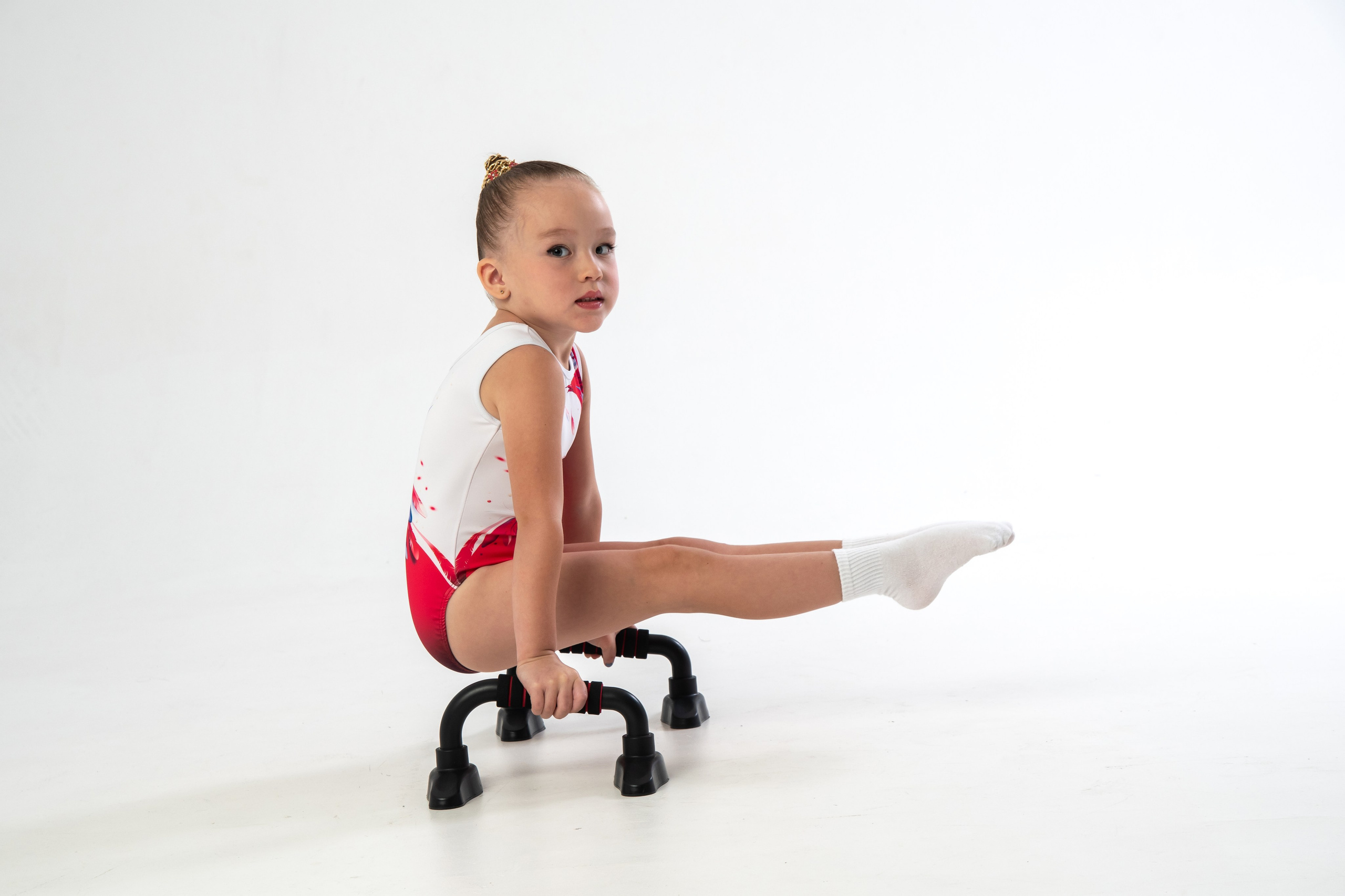 Рекламная фотосъёмка спортивных костюмов. Вячеслав Скрипник Фотограф Краснодар