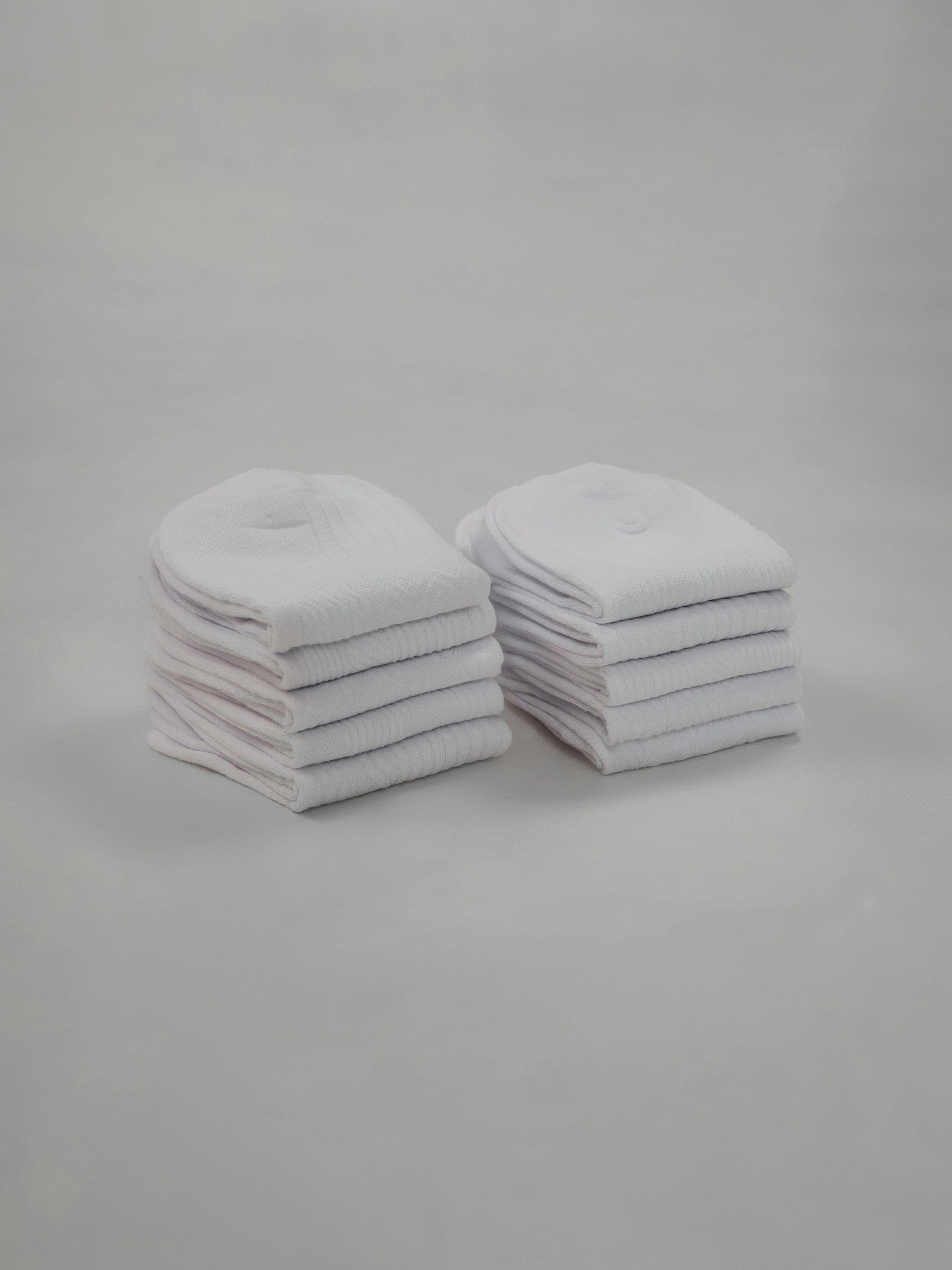 Носки. Фотограф