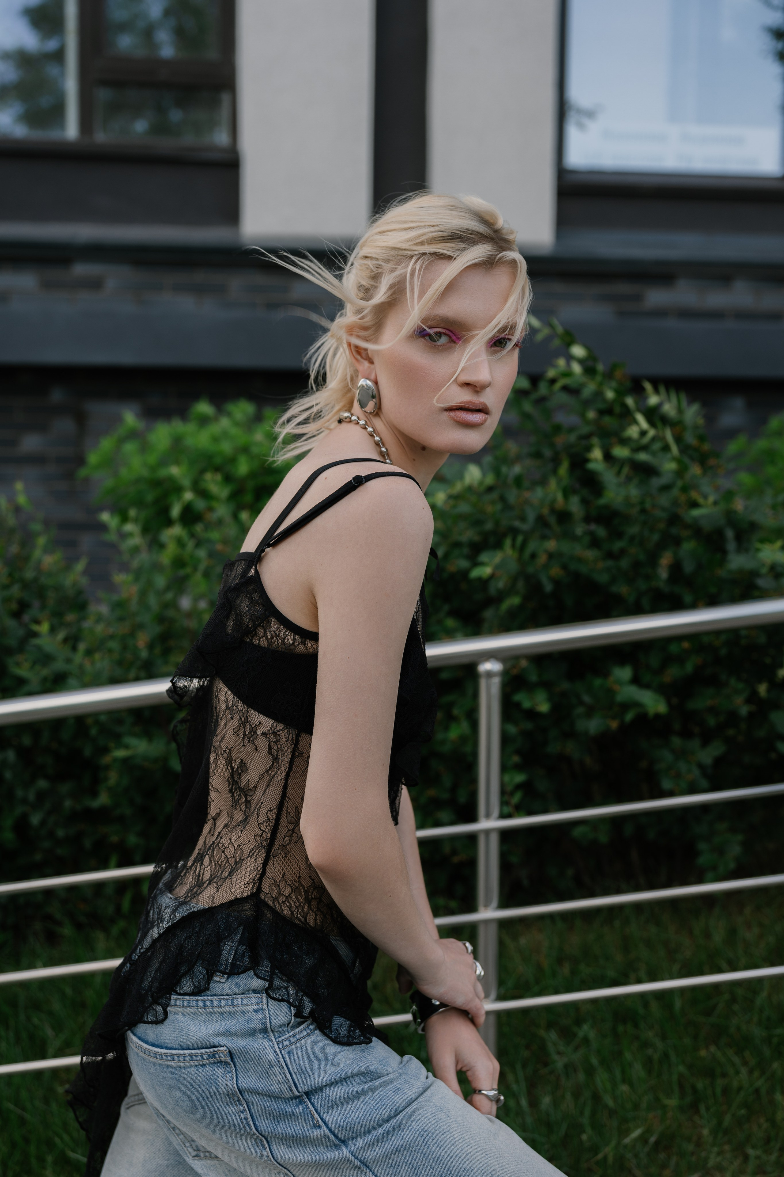 Вита Овчинникова. Фотограф в Новосибирске. Снимаю женские портреты, контент для блогеров и брендов