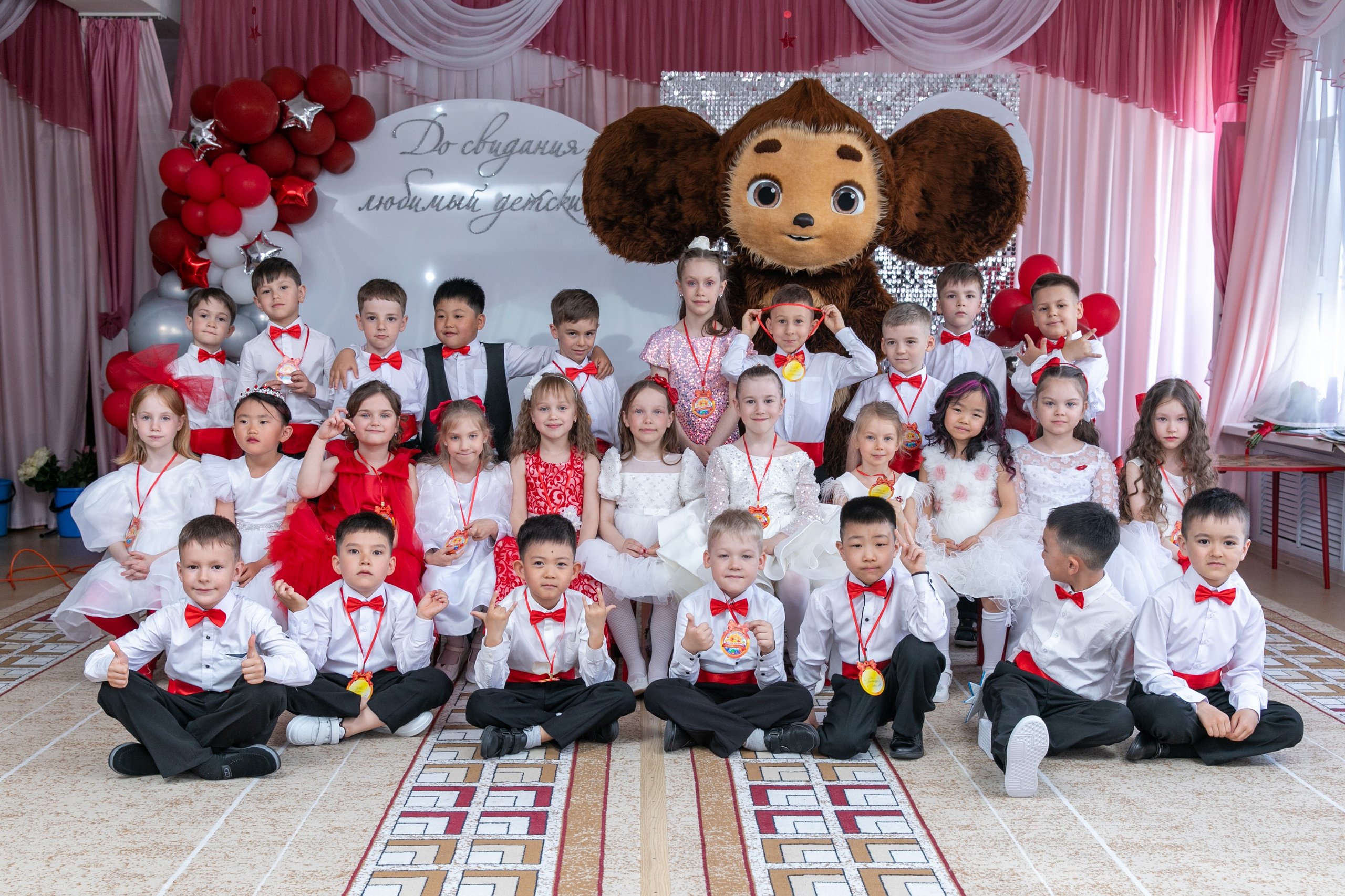 Выпускной Жемчужина 2025. Школьный и детский фотограф в Южно-Сахалинске Анастасия Лескова