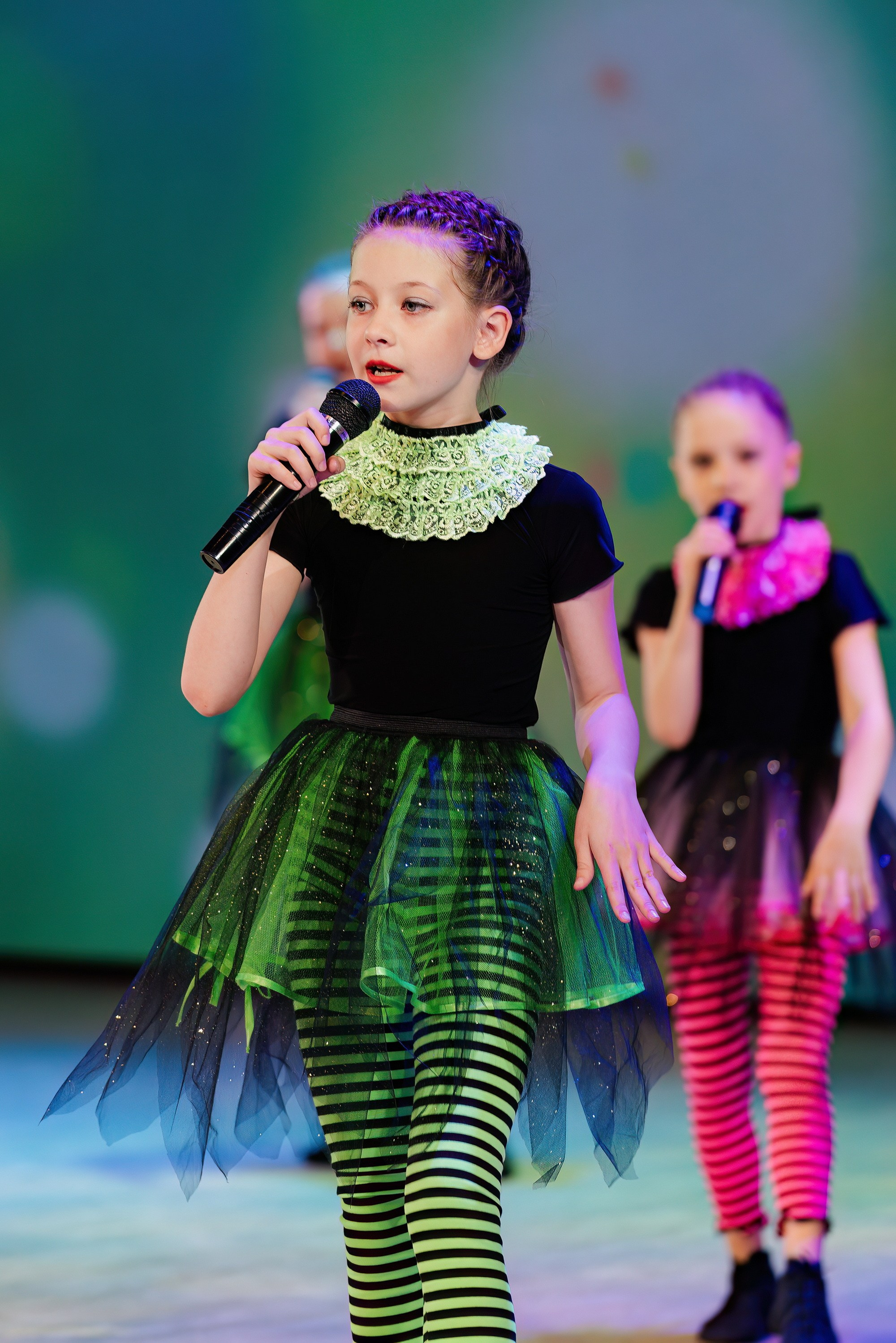 Отчетный концерт Образцового коллектива Алтая театра эстрадной песни «Созвездие». Свадебный и репортажный фотограф Никита Сницарев в Барнауле