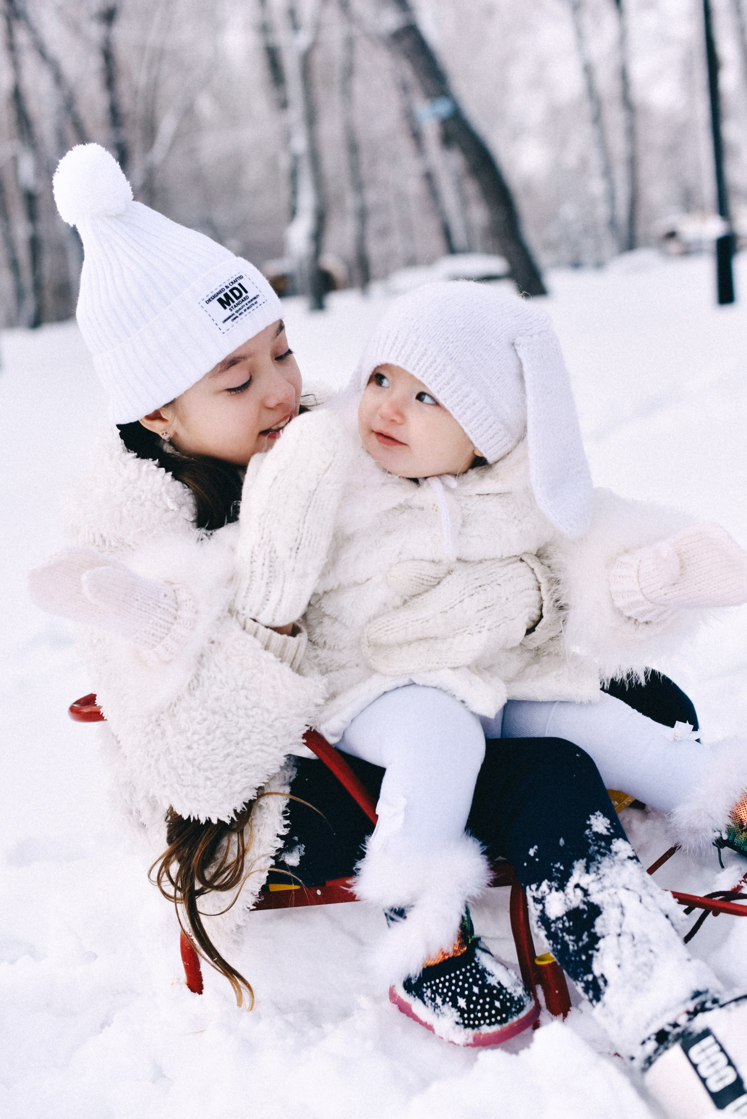 Девочки зима