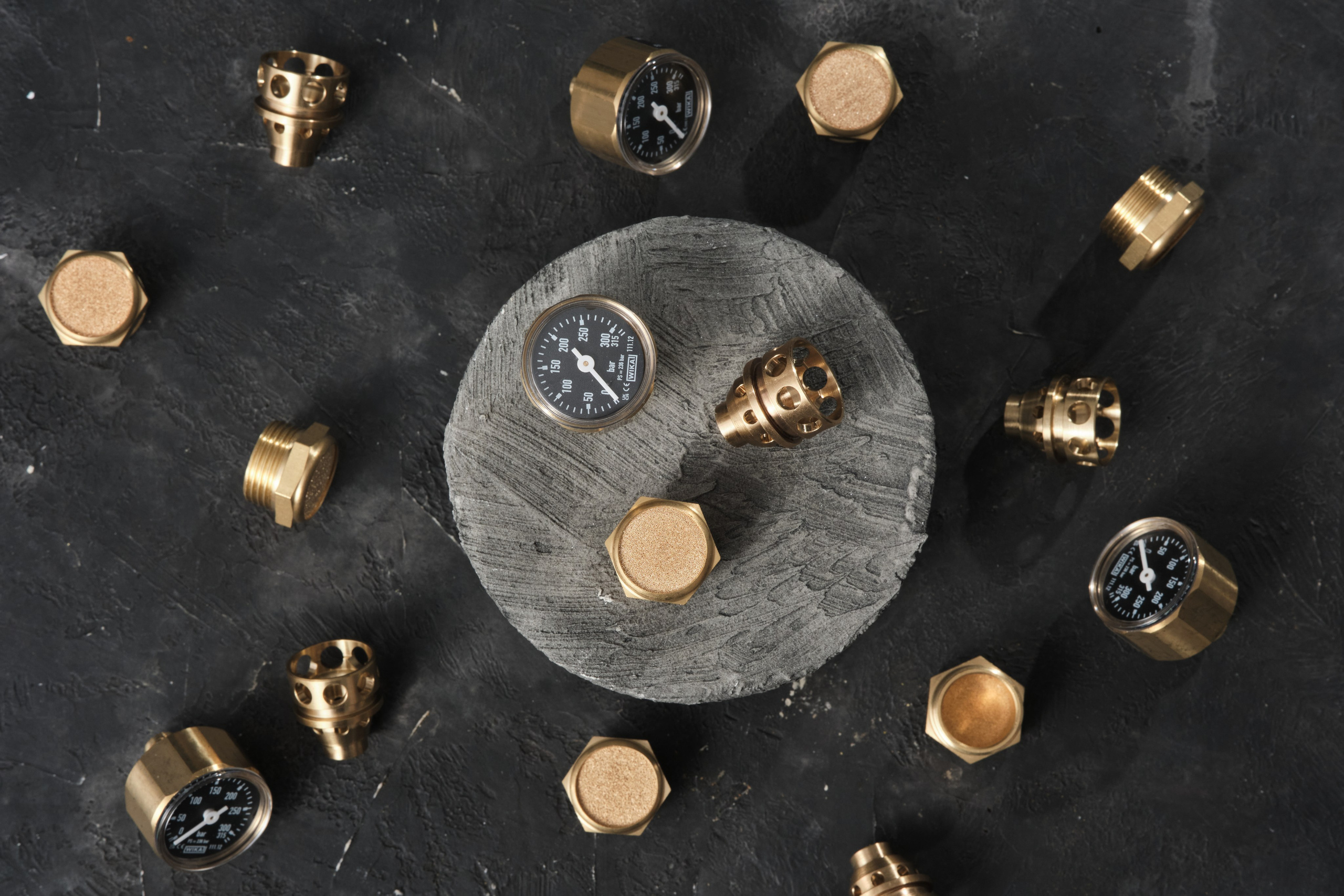 Предметная фотография пневматических винтовок. Предметный фотограф в Ростове-на-Дону Радышев Александр