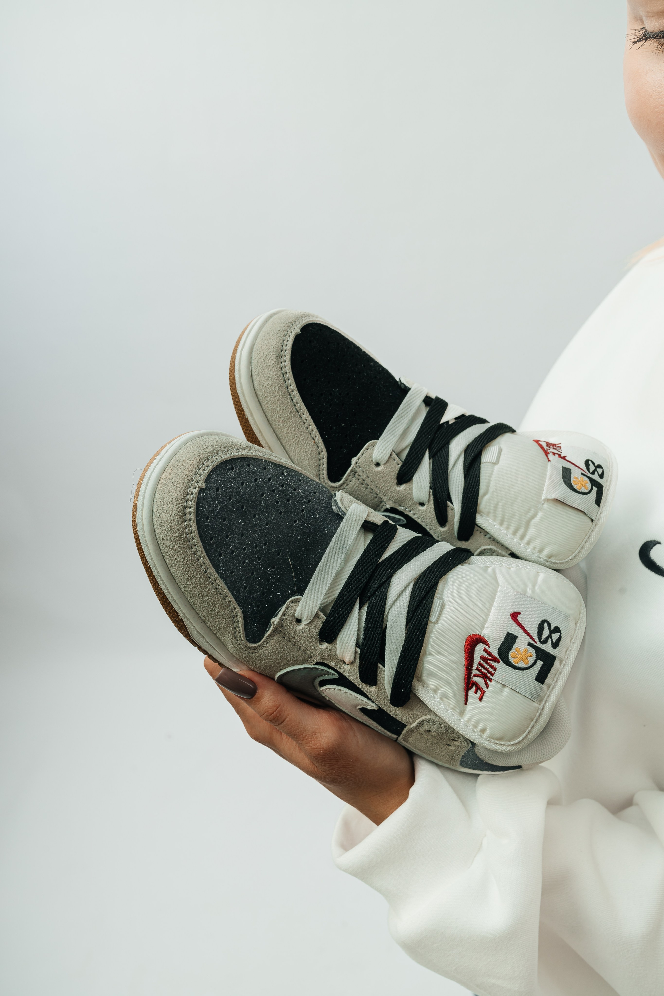 Фотосессия для маркетплейсов OZON, WB, Мегамаркет. Модельное агентство. Александр Оношкин. Свадебный фотограф в Екатеринбурге