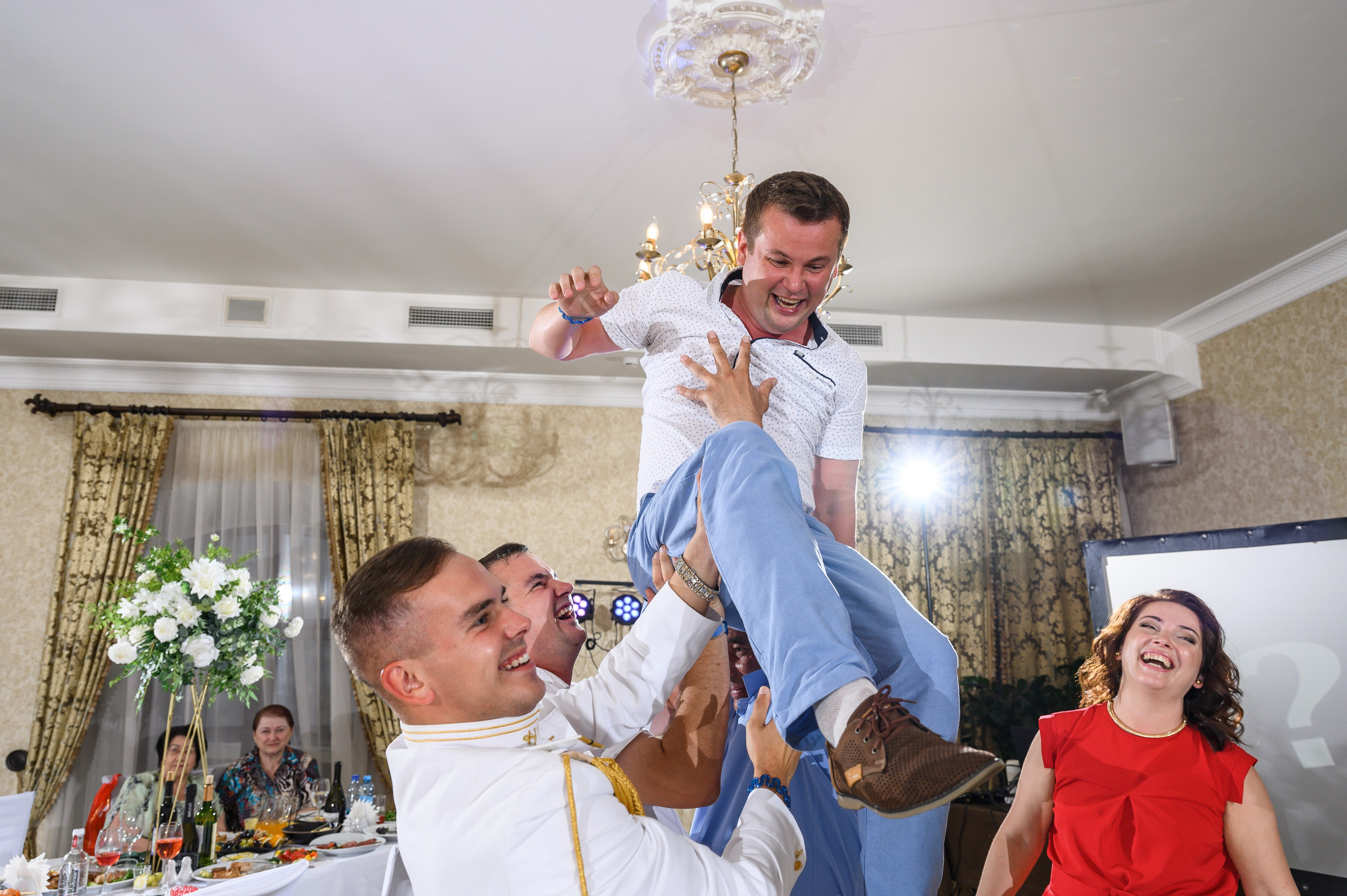 Свадьба «Келарская набережная» Сергиев-Посад. Свадебный фотограф Москва Юрий Кульман