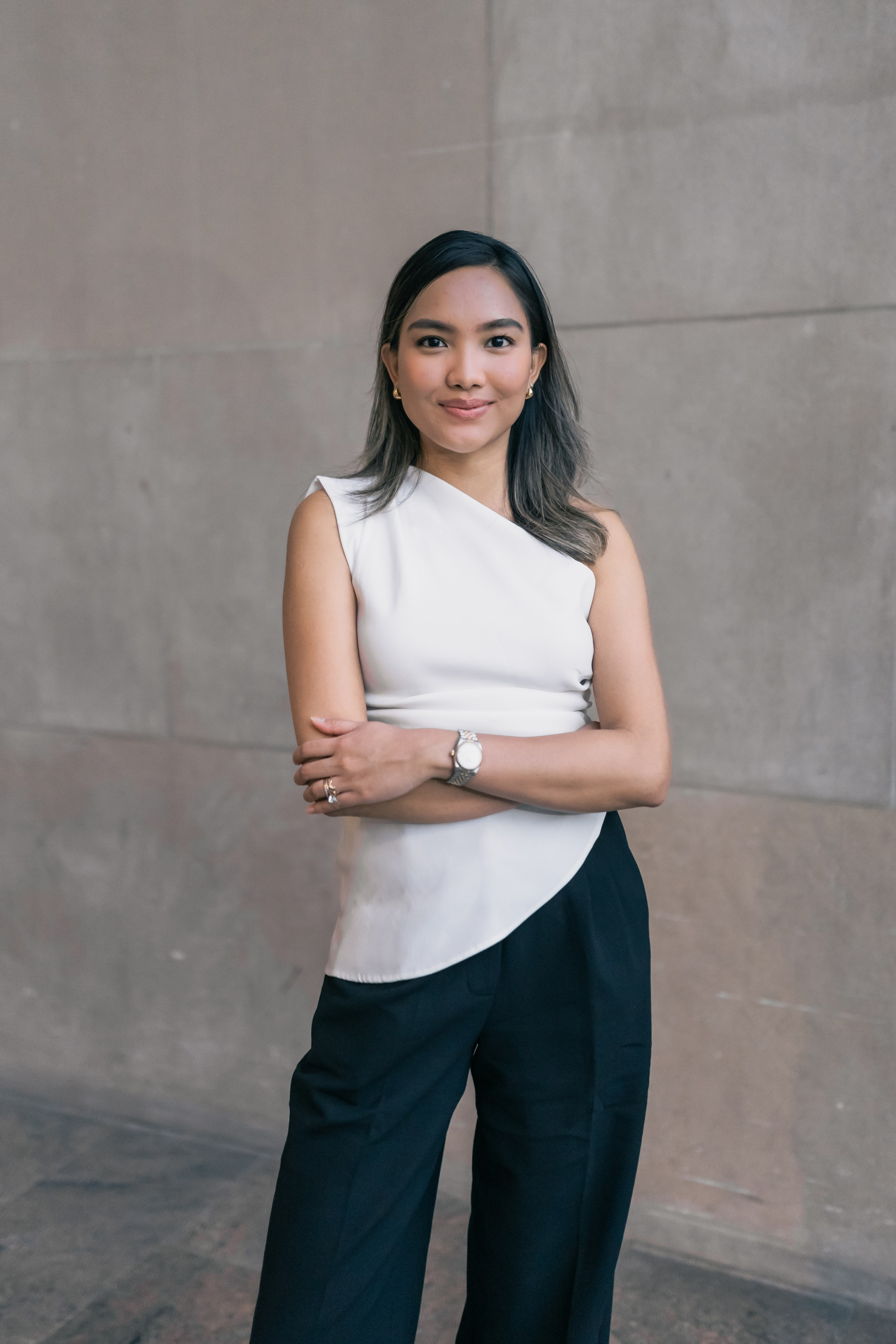 Solo portraits. Gaukhar Baimagambet — Photographer and Videographer