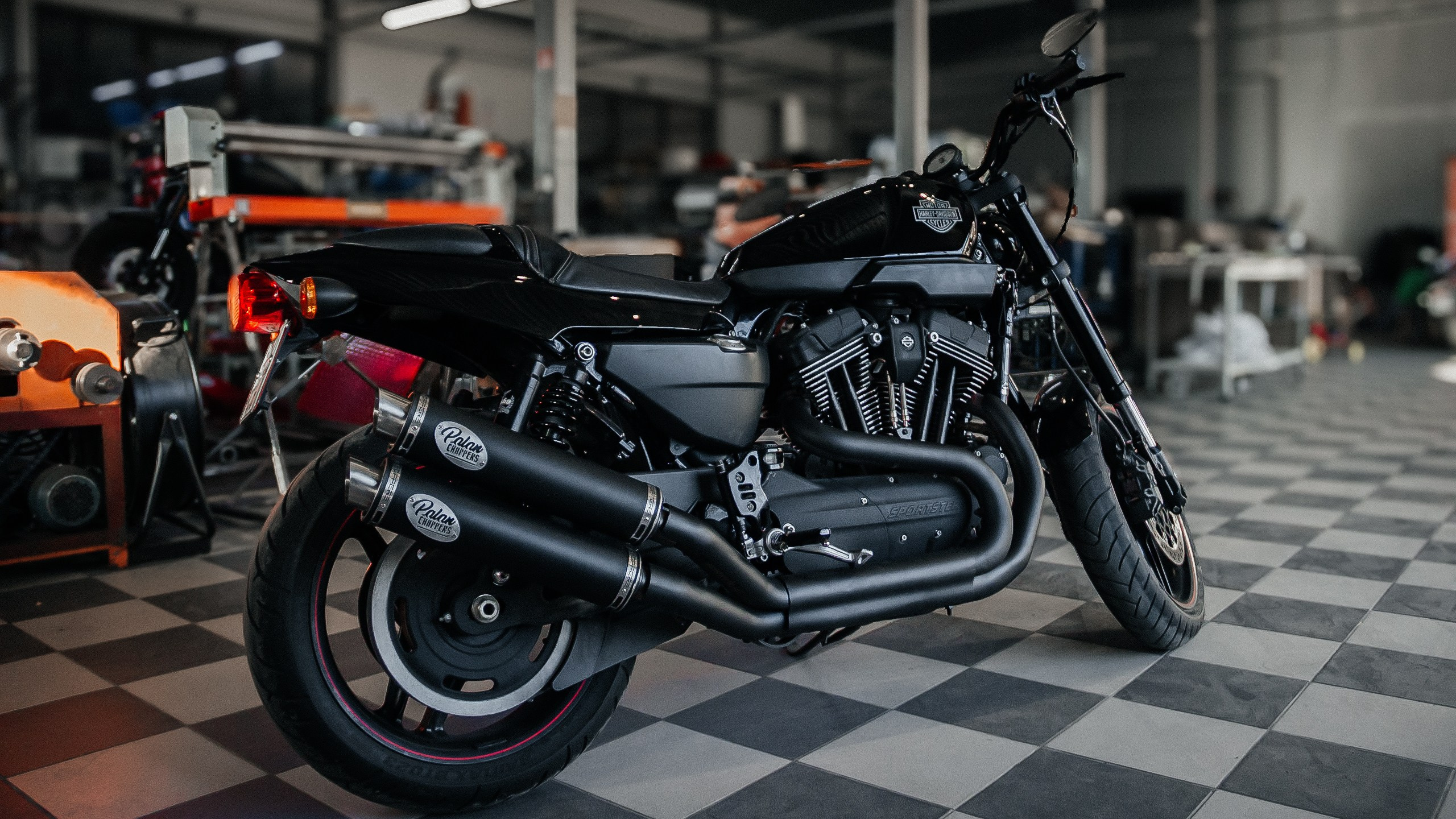 HD Sportster XR 1200 X. ......