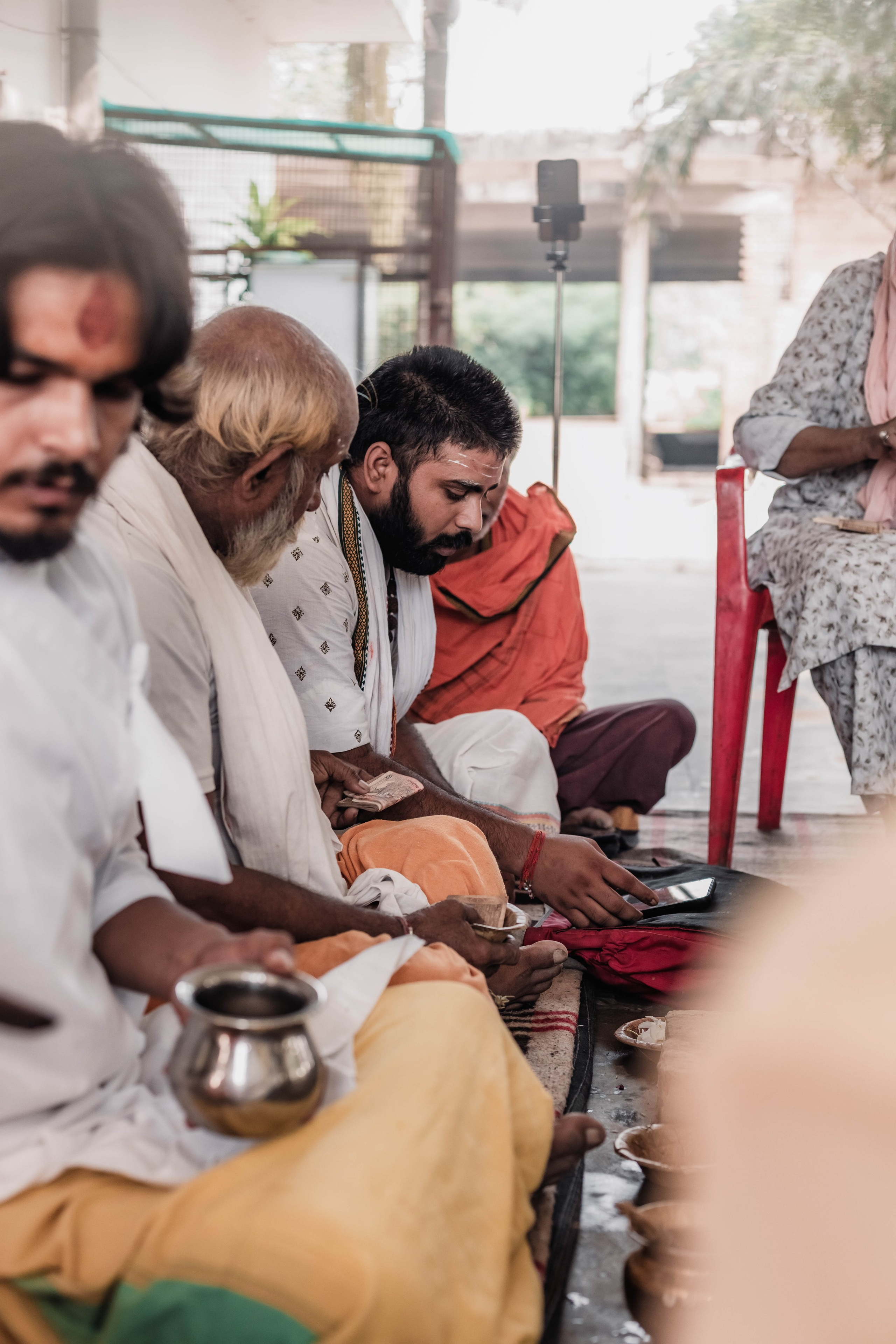 Pitri Paksha yagyas & poojas Devraha Baba ji ashram. Mariam Bagdasaryan