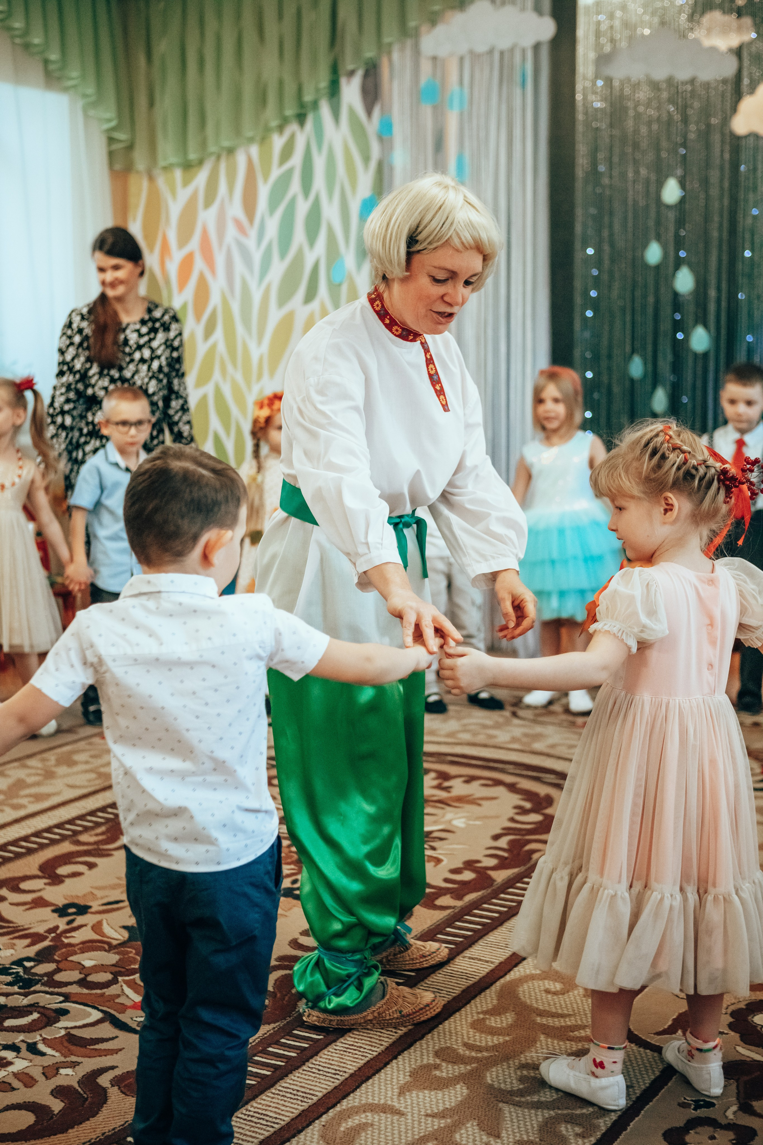 Утренник «Праздник осени». Семейный и детский фотограф в г. Новосибирске Макеева Анастасия