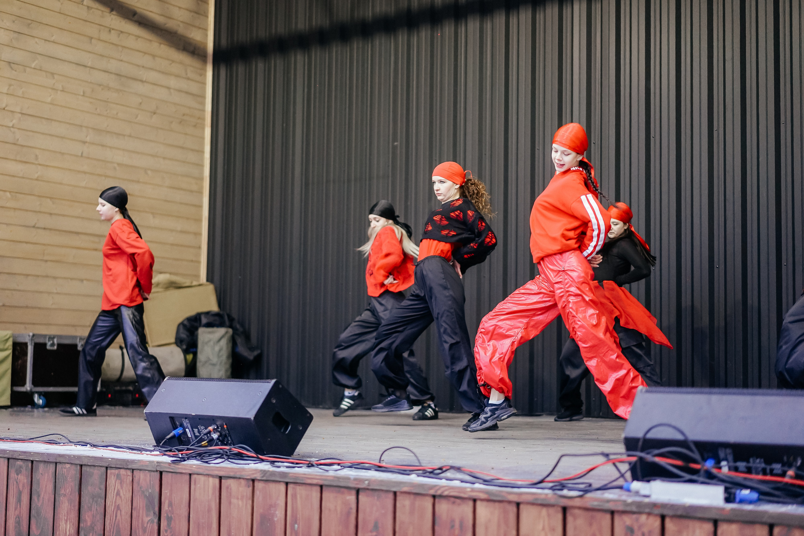 «Предновогодний переполох» Лопатинский сад, 14.12.2024. Фотограф и видеограф Смоленск | Студия Цезарь