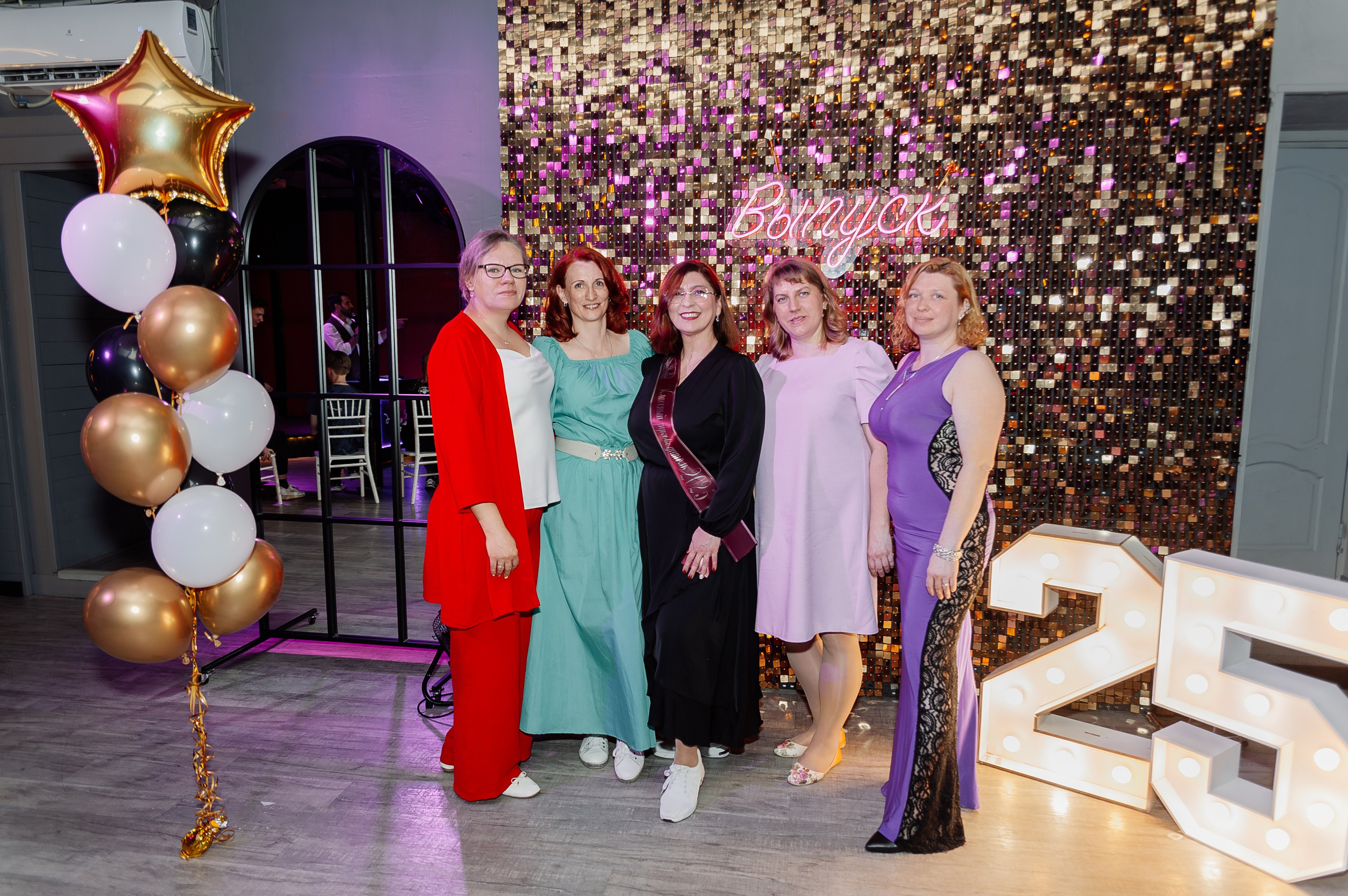 Выпускной в лофте Memories. Свадебный и репортажный фотограф СПб