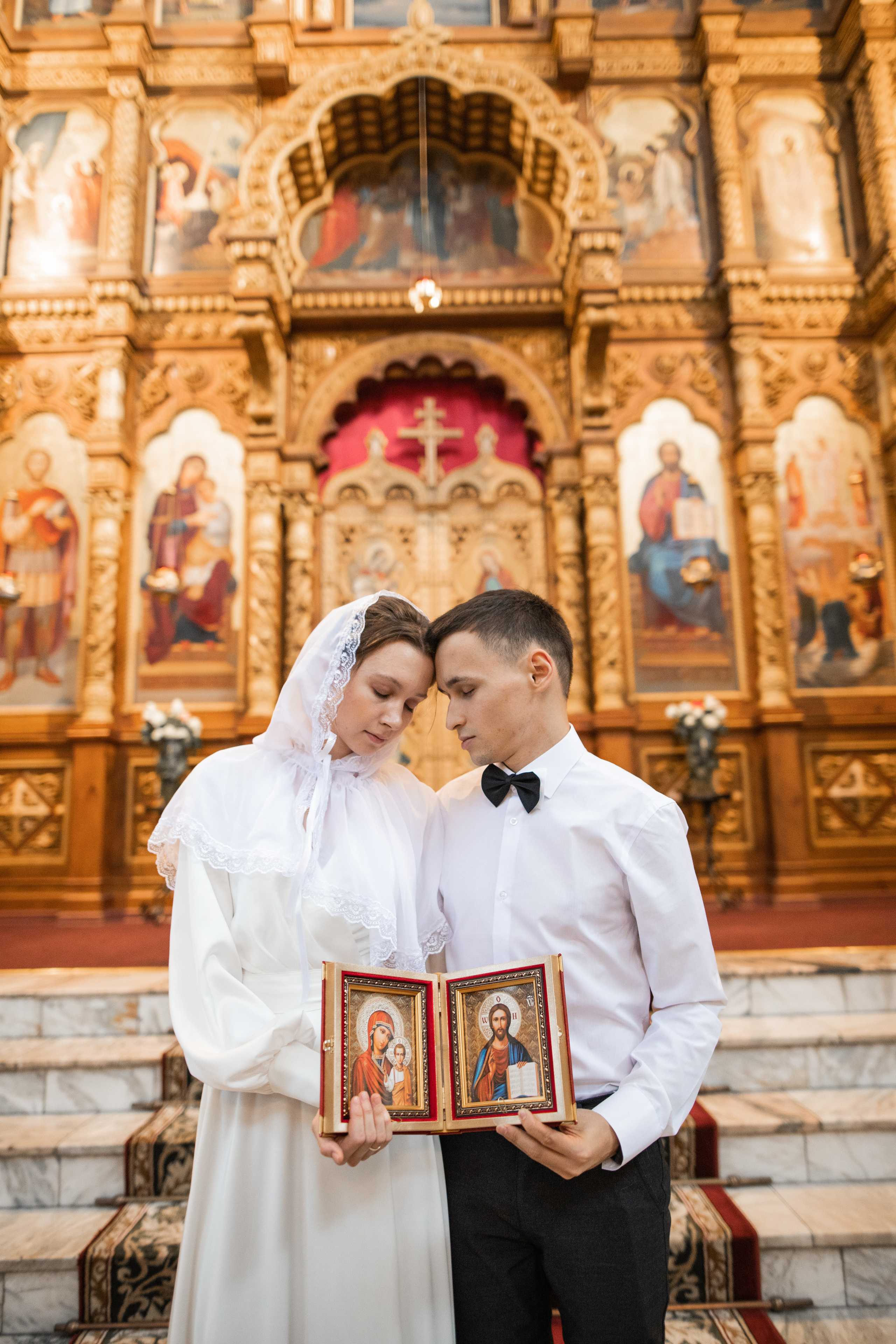 Венчание Сормовский собор. Фотограф на крещение и венчание в Нижнем Новгороде.Свадебный Фотограф