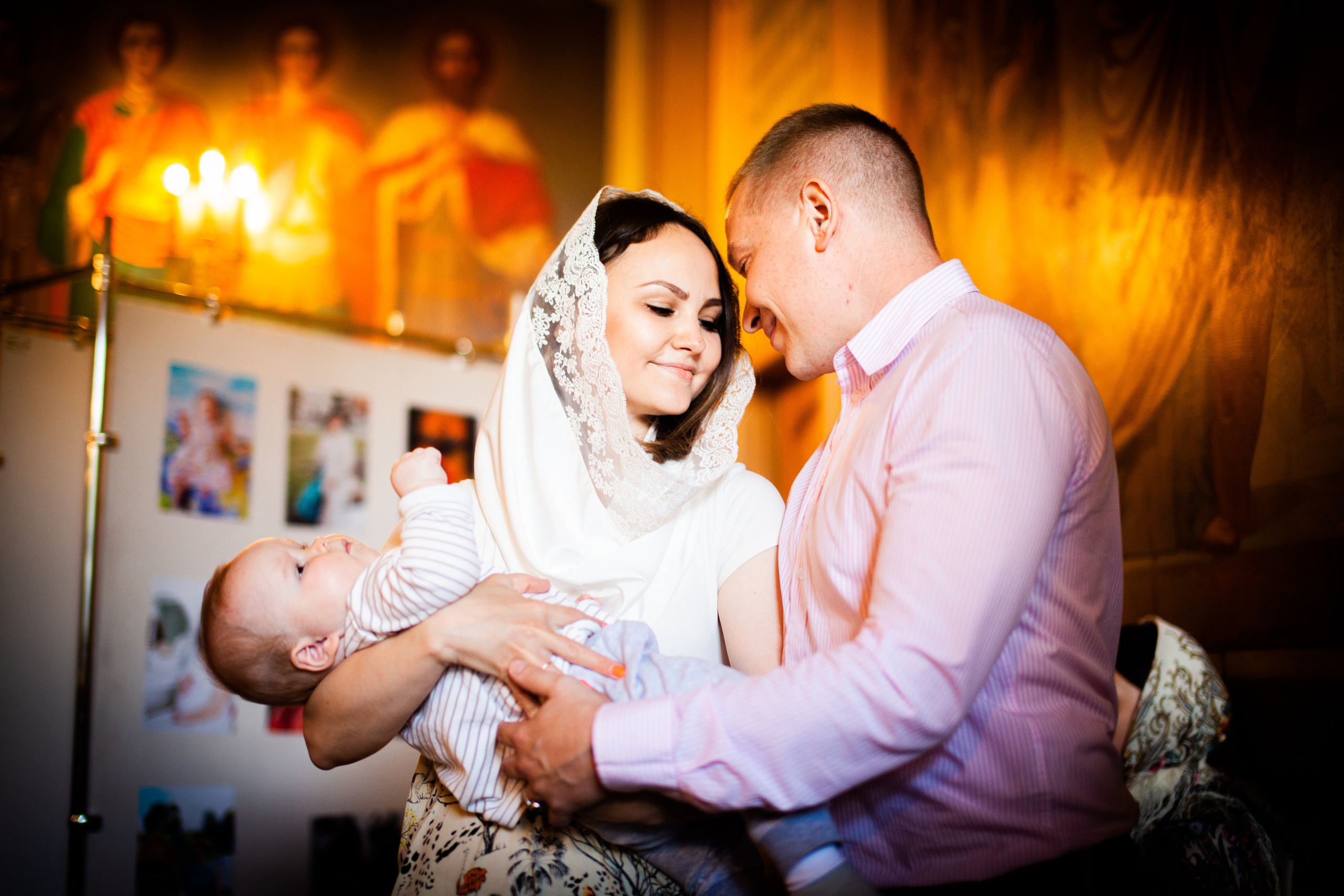 Крещение в Храме в честь святых Жен Мироносиц. Фотограф на крещение и венчание в Нижнем Новгороде.Свадебный Фотограф