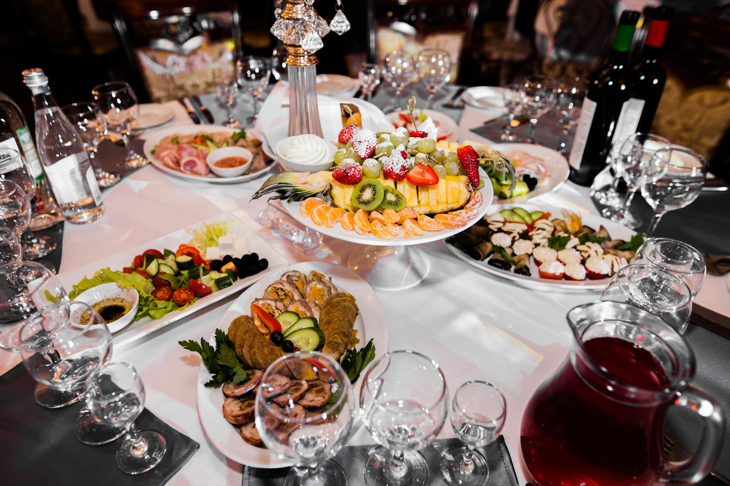 Интерьер.Еда.Ресторан. Фотограф на крещение и венчание в Нижнем Новгороде.Свадебный Фотограф