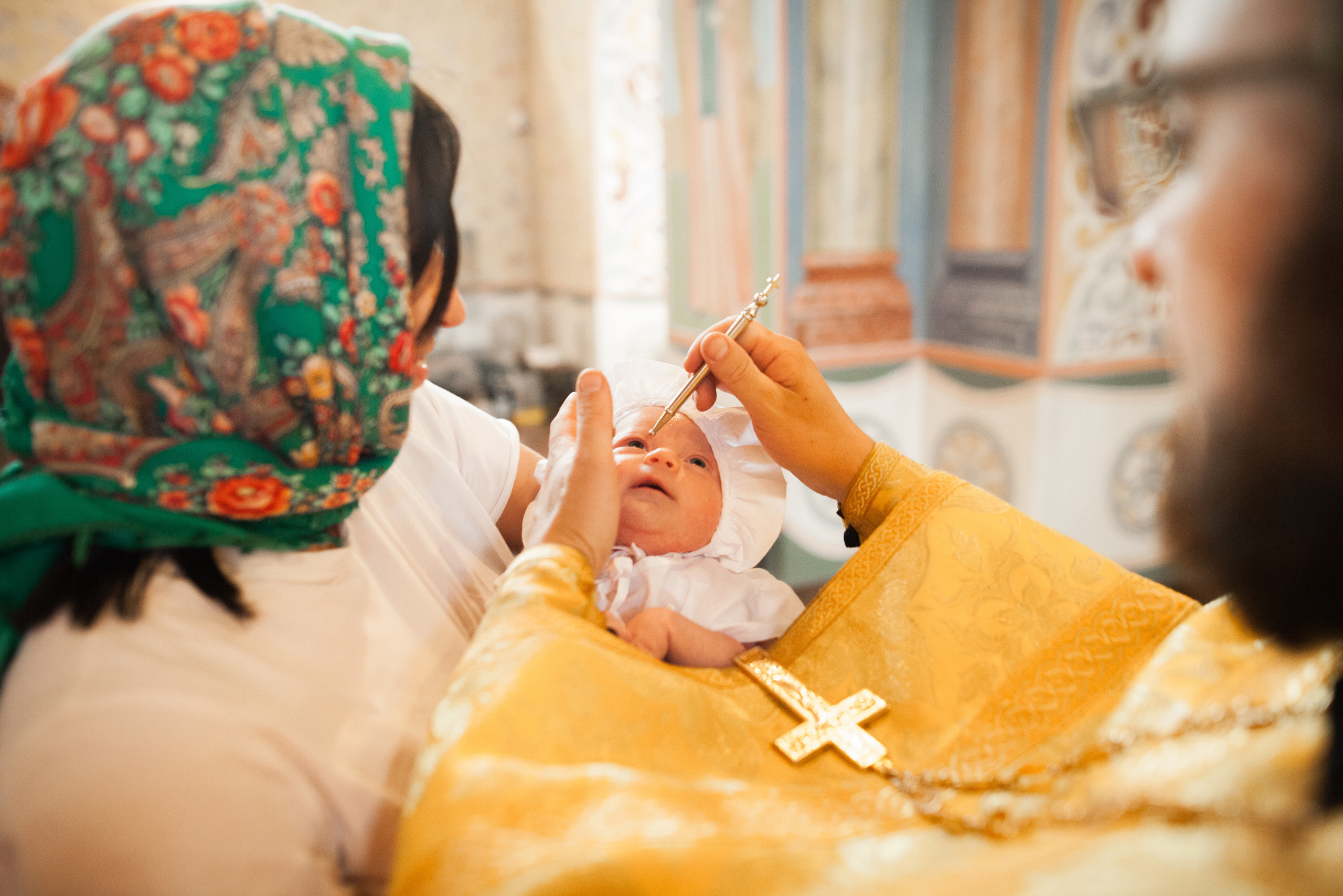 Крещение в Храме св. равноап. кн. Ольги г. Нижний Новгород. Фотограф на крещение и венчание в Нижнем Новгороде.Свадебный Фотограф