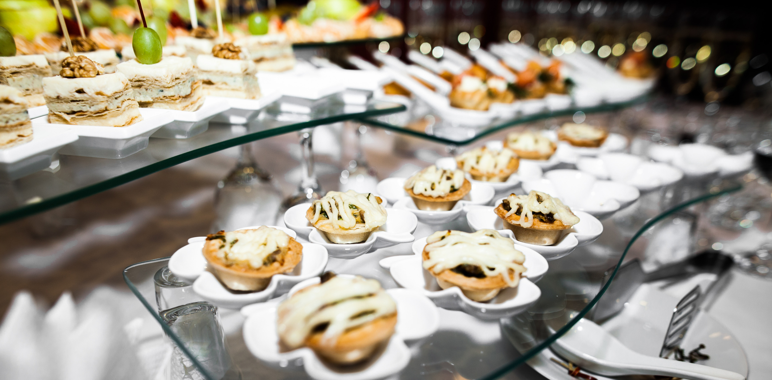 Интерьер.Еда.Ресторан. Фотограф на крещение и венчание в Нижнем Новгороде.Свадебный Фотограф