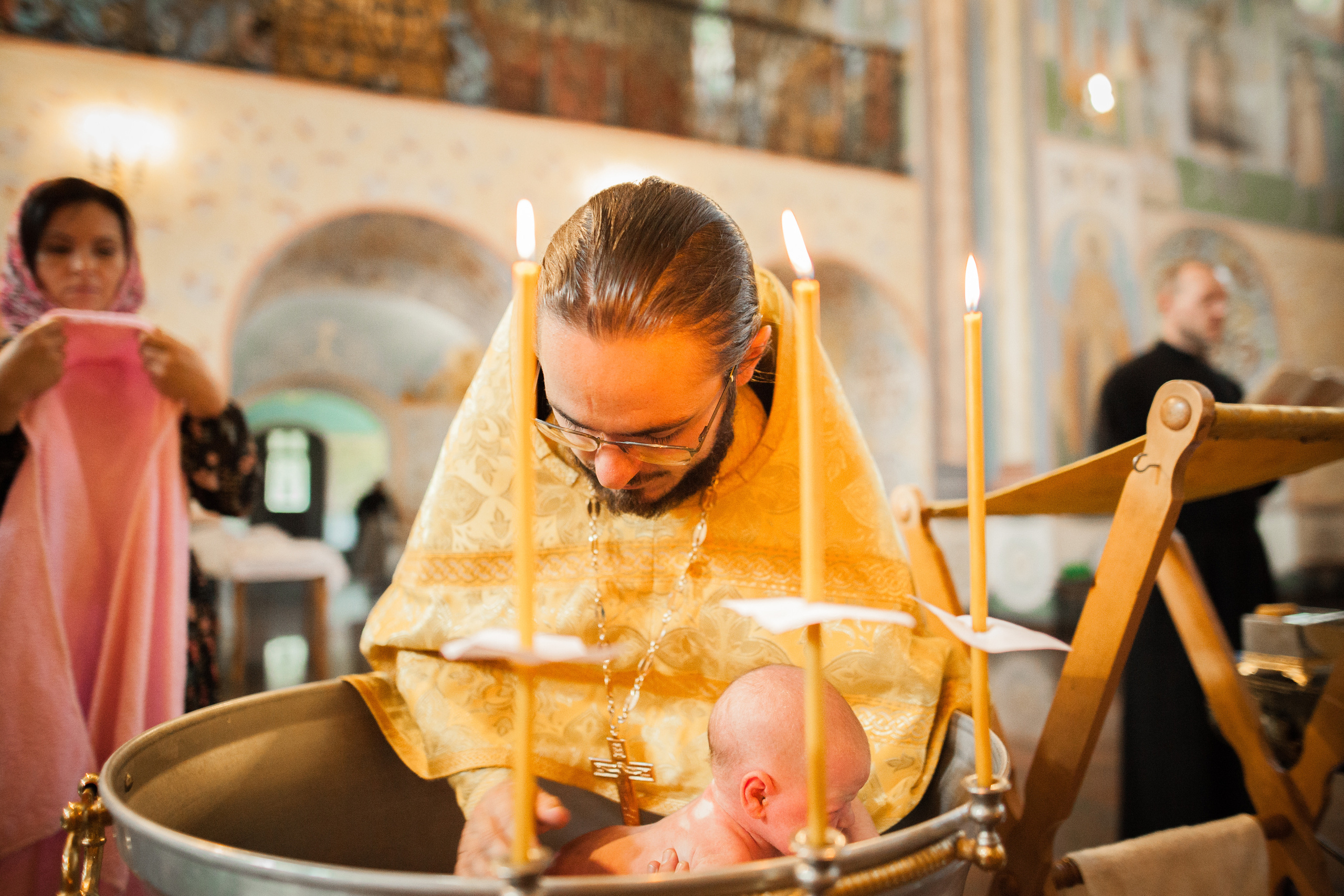 Крещение в Храме св. равноап. кн. Ольги г. Нижний Новгород. Фотограф на крещение и венчание в Нижнем Новгороде.Свадебный Фотограф